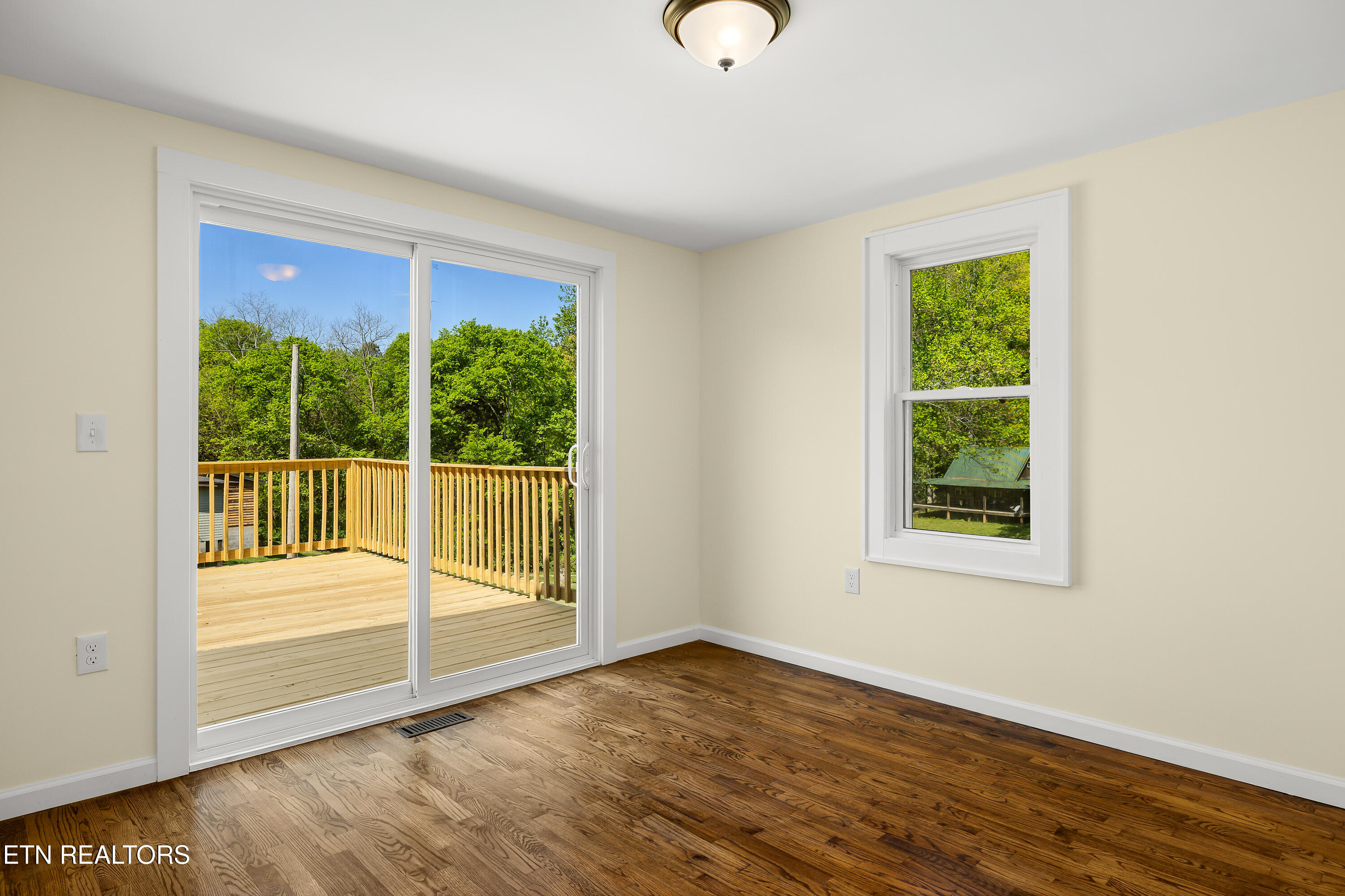 325 Self Hollow Road Rockford TN 37853
