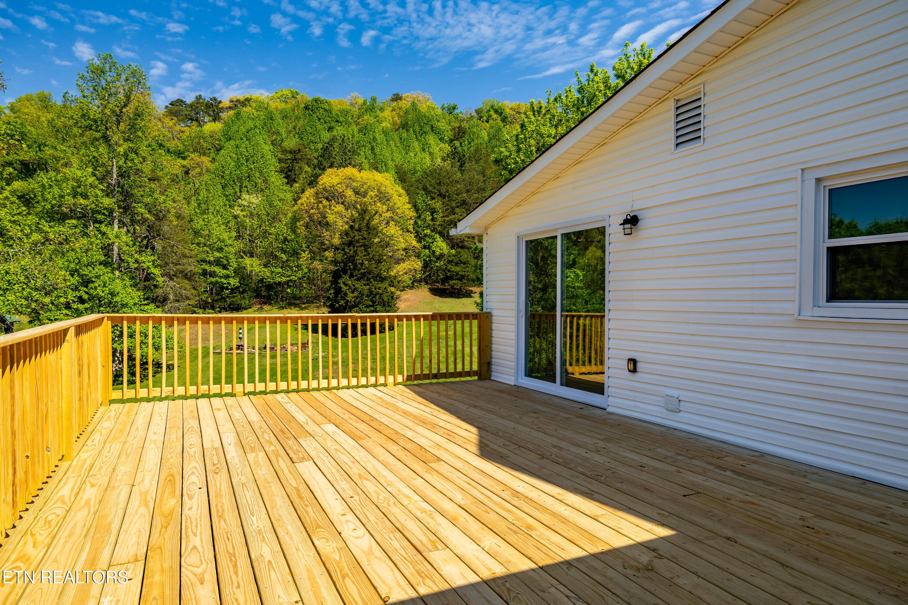 325 Self Hollow Road Rockford TN 37853