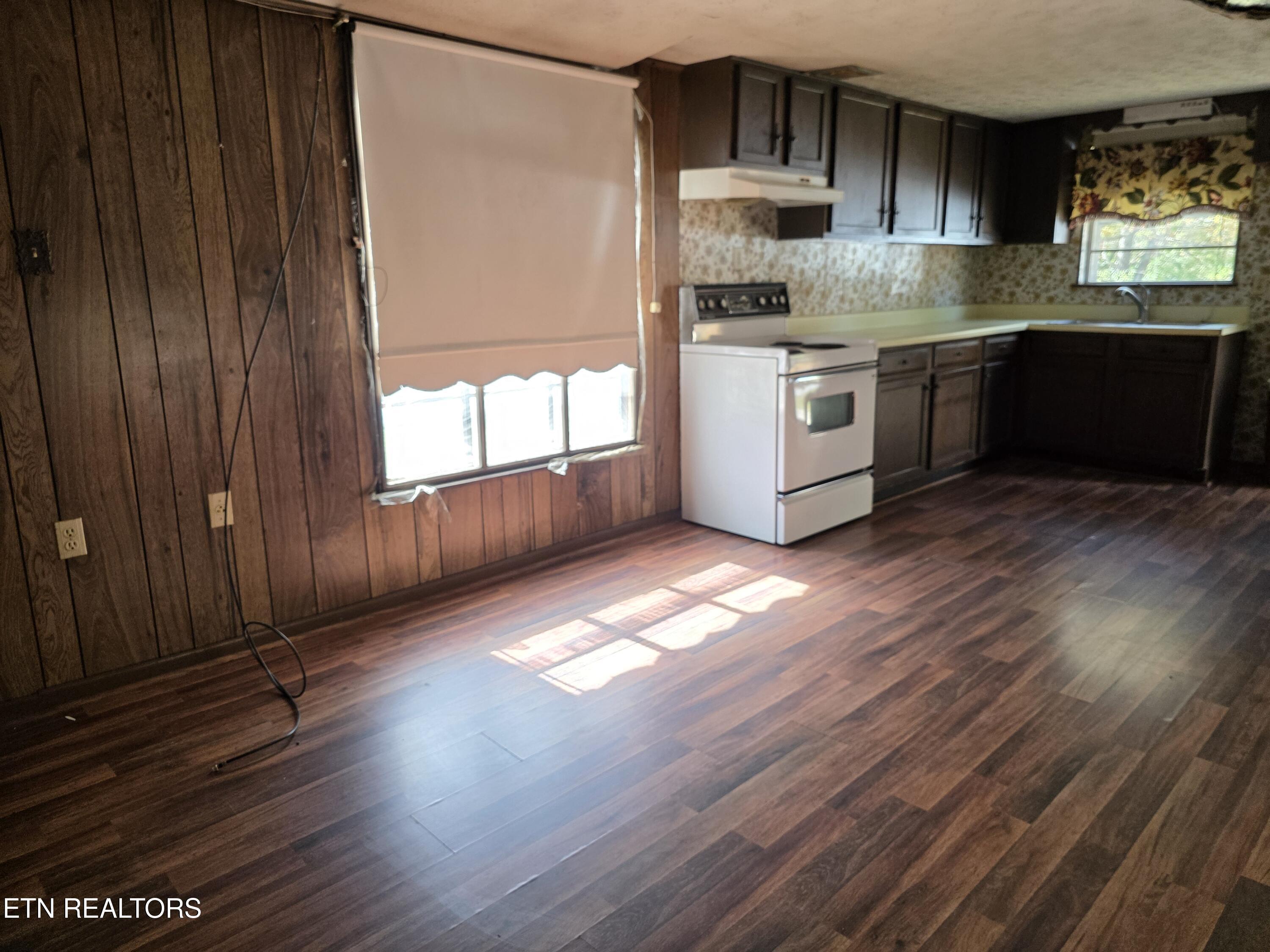 385 Shelton Road Newport TN 37821