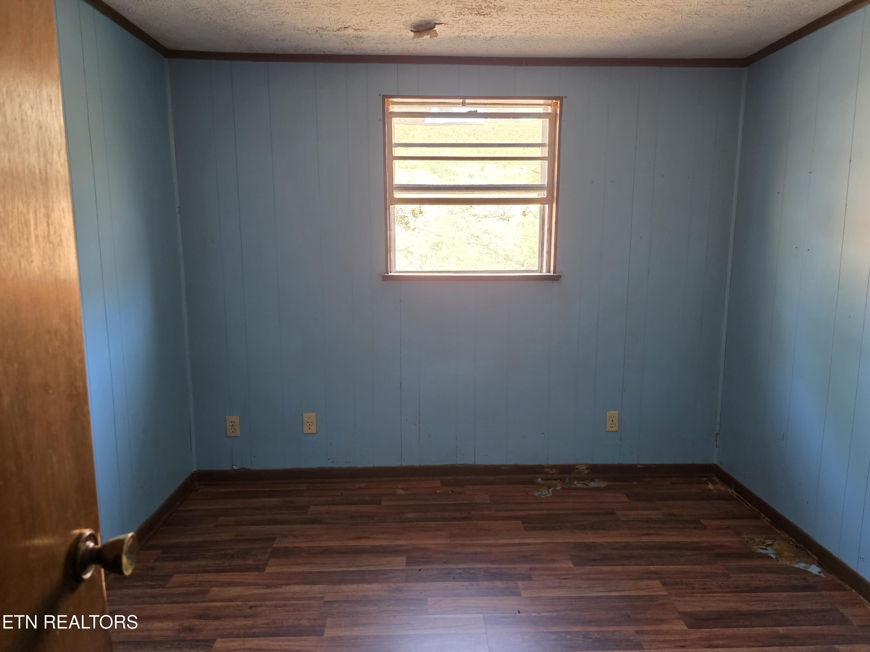 385 Shelton Road Newport TN 37821