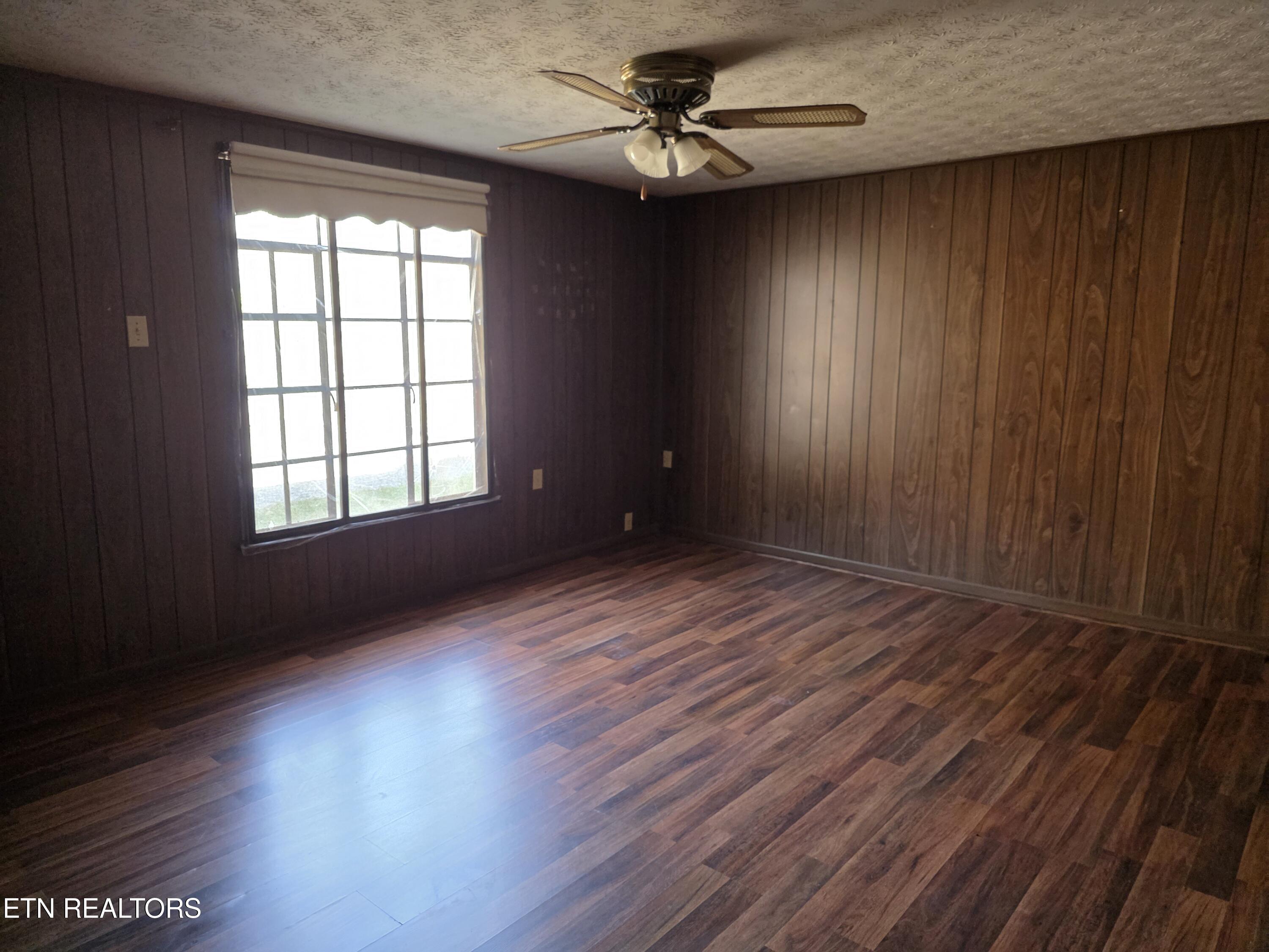 385 Shelton Road Newport TN 37821