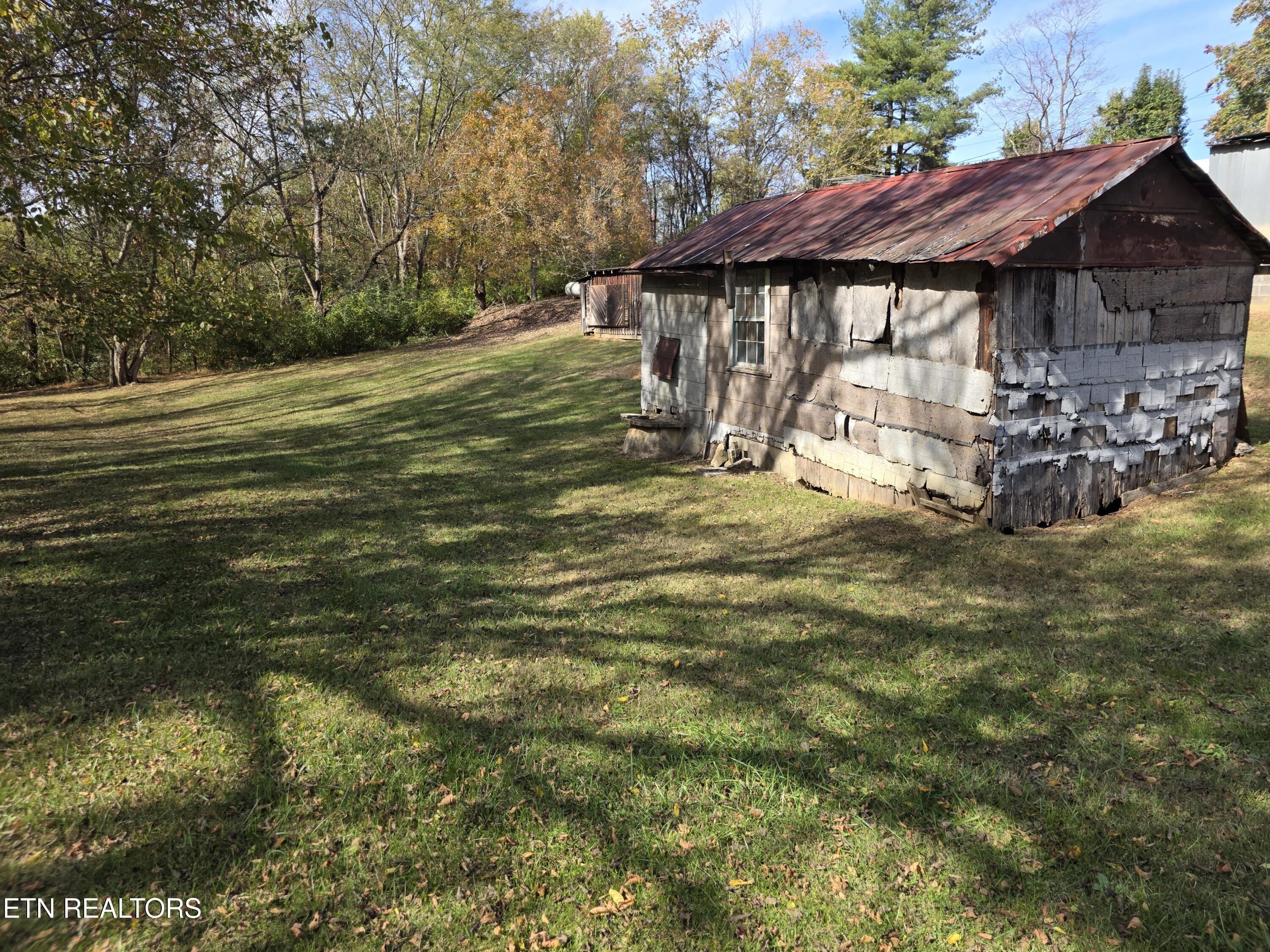 385 Shelton Road Newport TN 37821