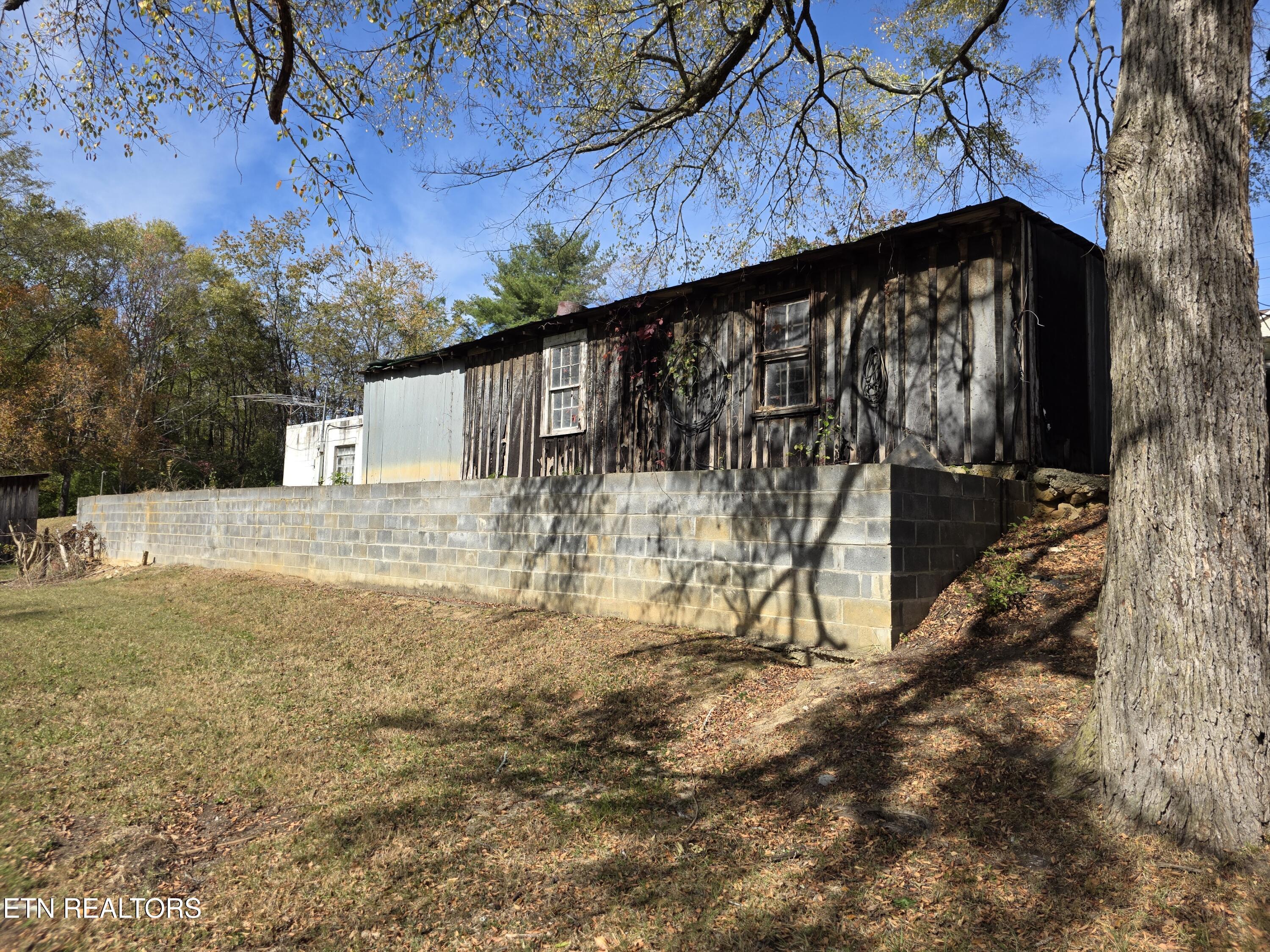 385 Shelton Road Newport TN 37821