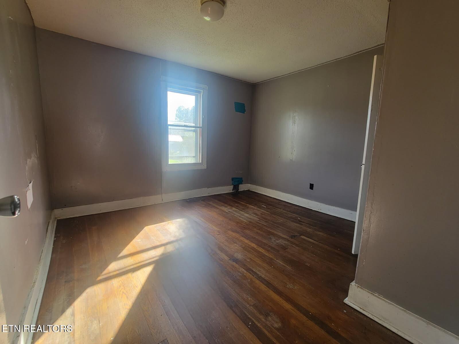 942 Mount View Road Robbins TN 37852