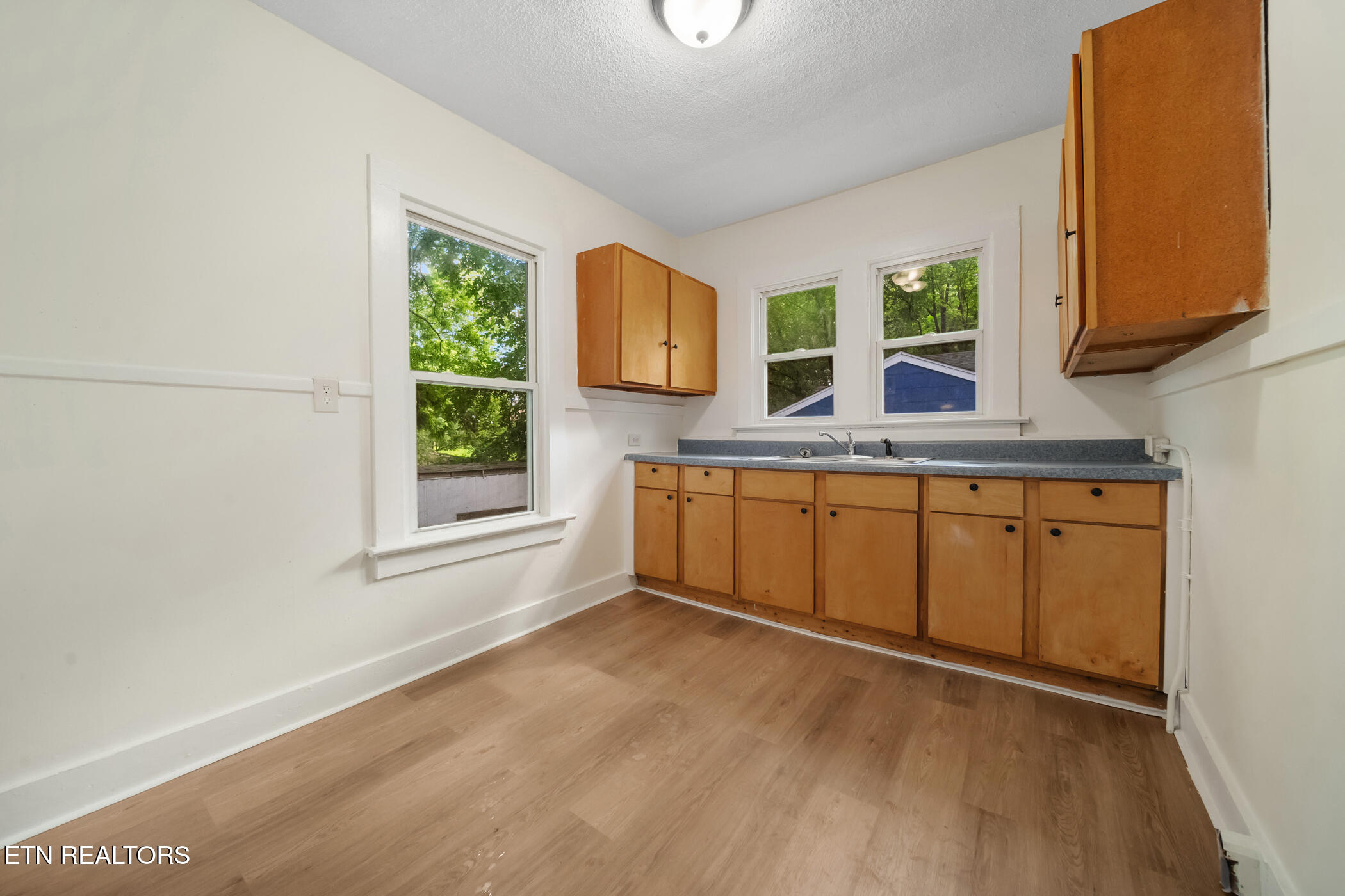 2228 Lawson Avenue Knoxville TN 37917