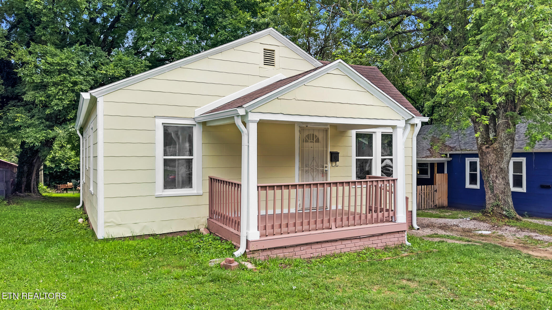 2228 Lawson Avenue Knoxville TN 37917