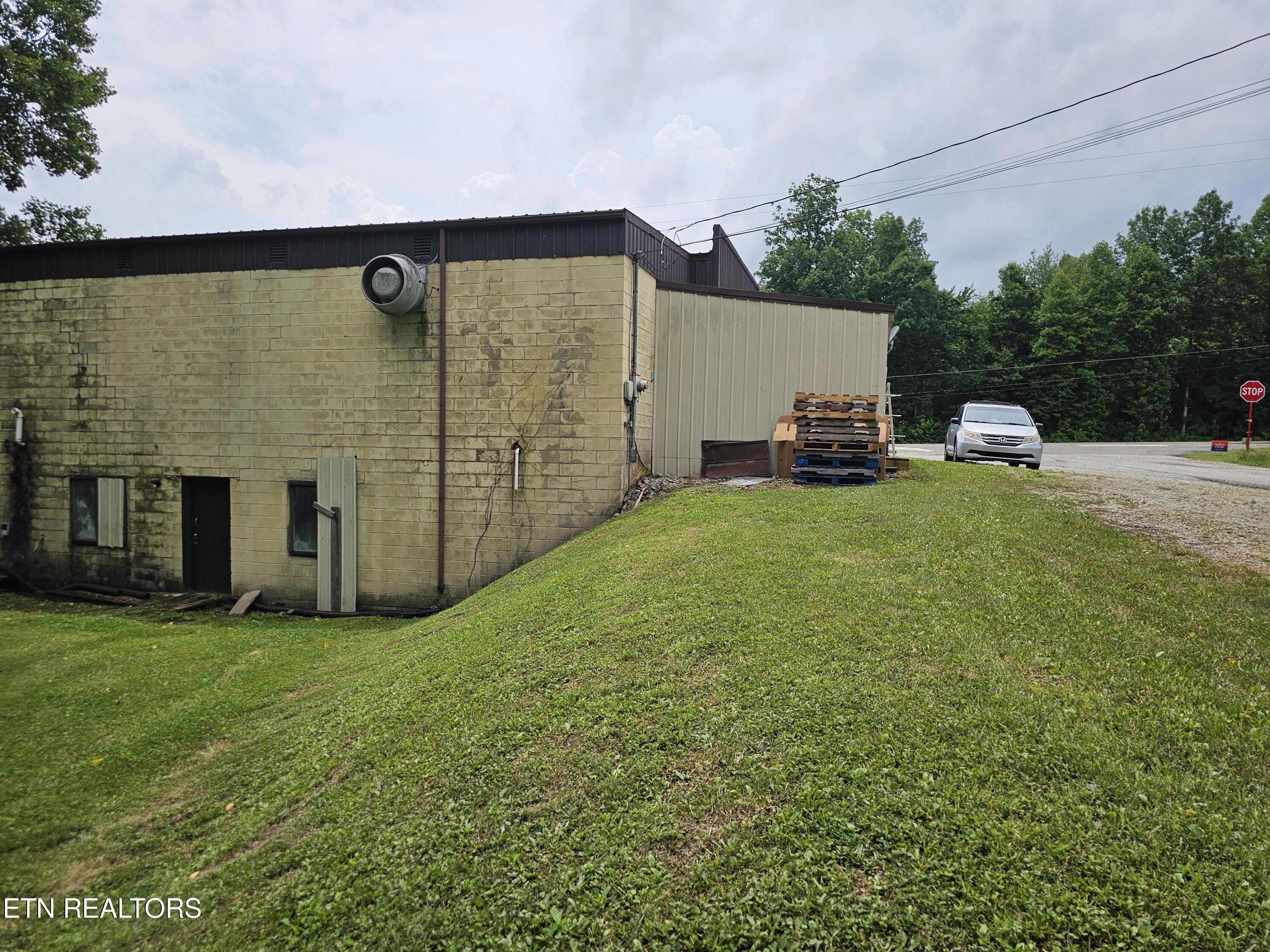 Winfield TN 37892