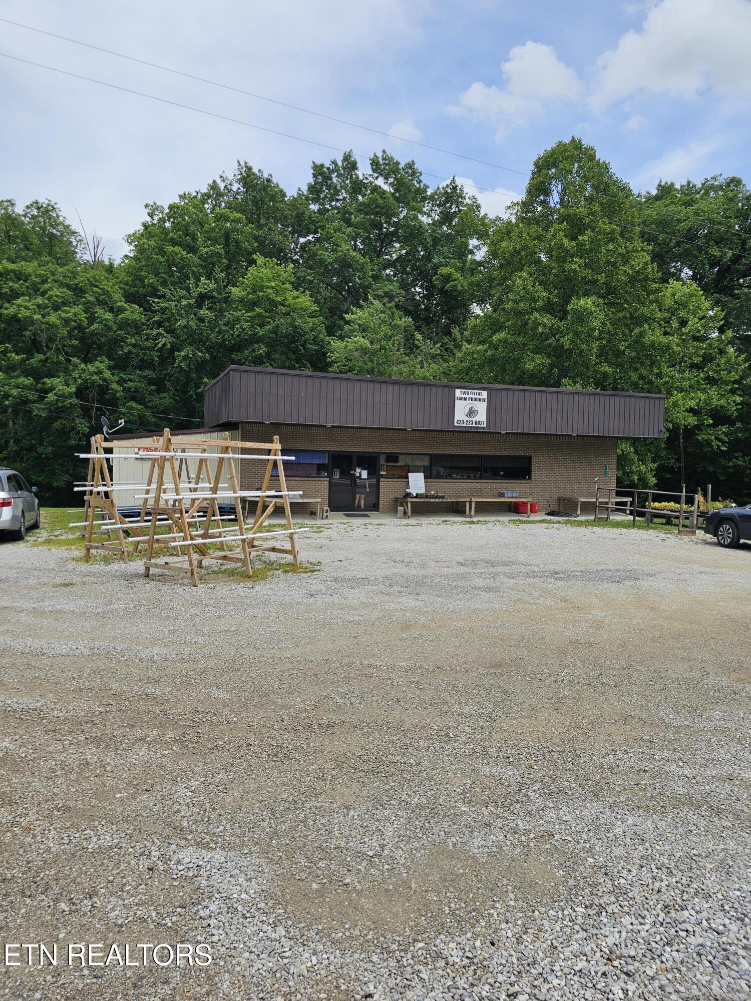 Winfield TN 37892