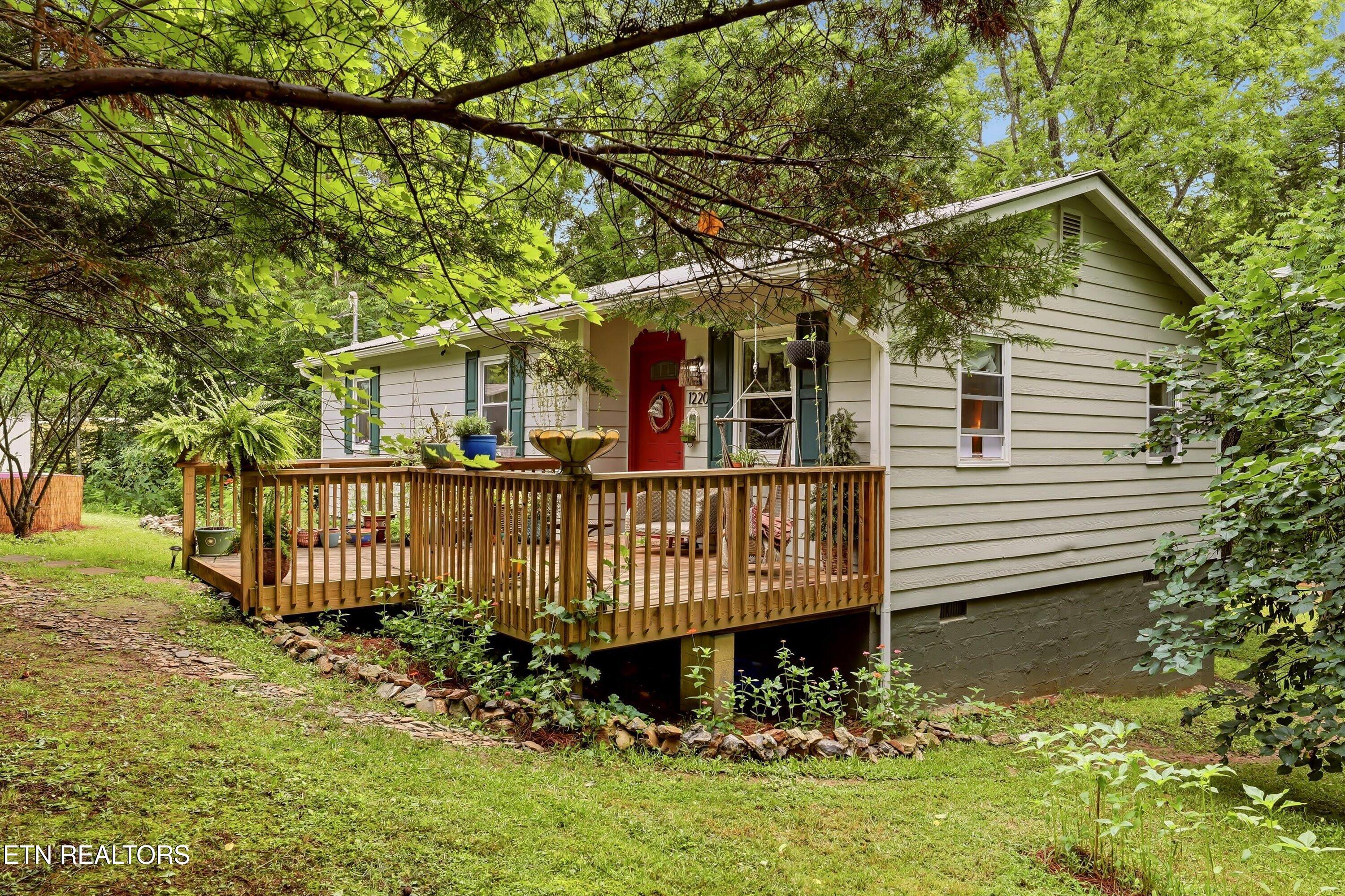 1220 W Highway 25-70 Dandridge TN 37725