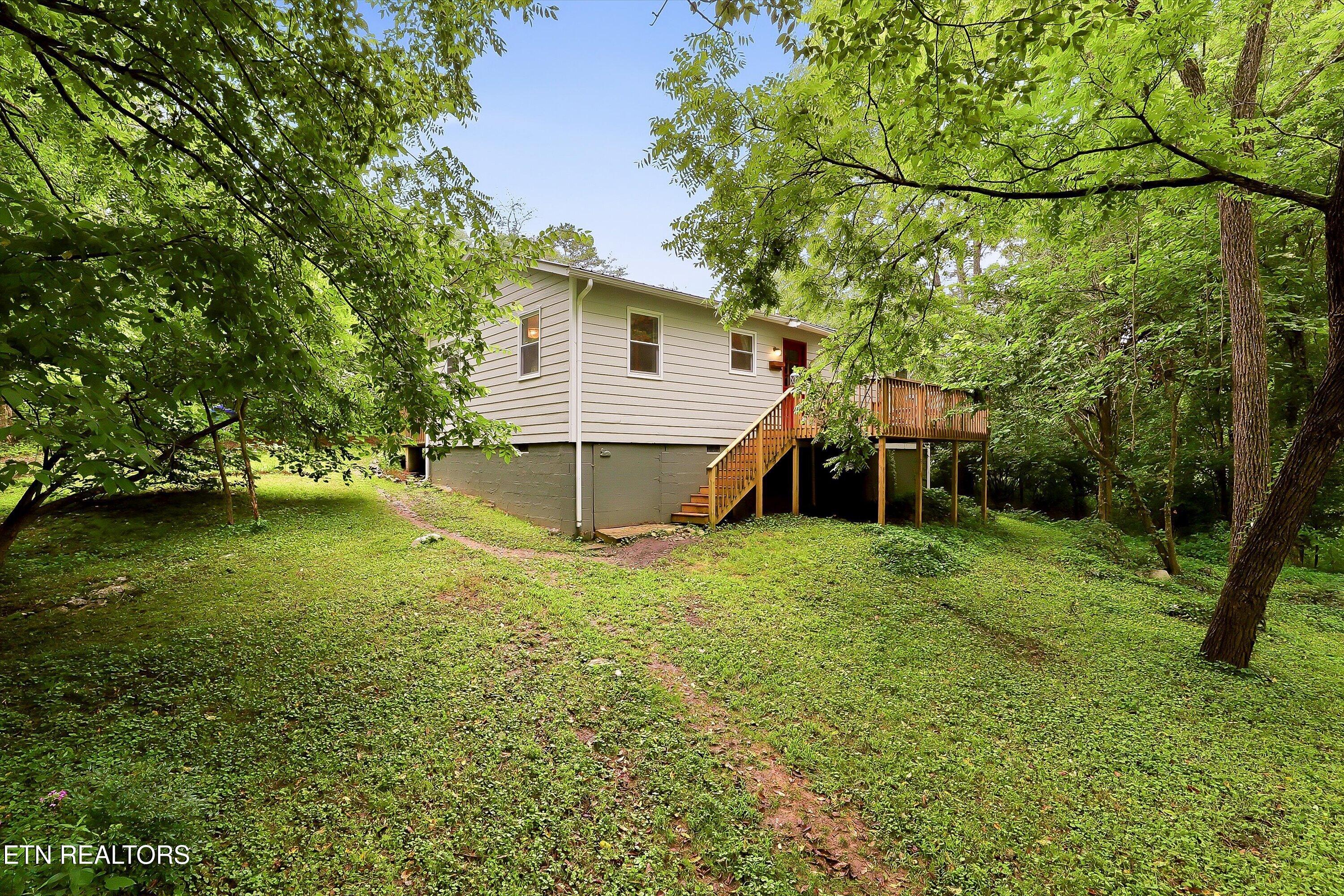 1220 W Highway 25-70 Dandridge TN 37725
