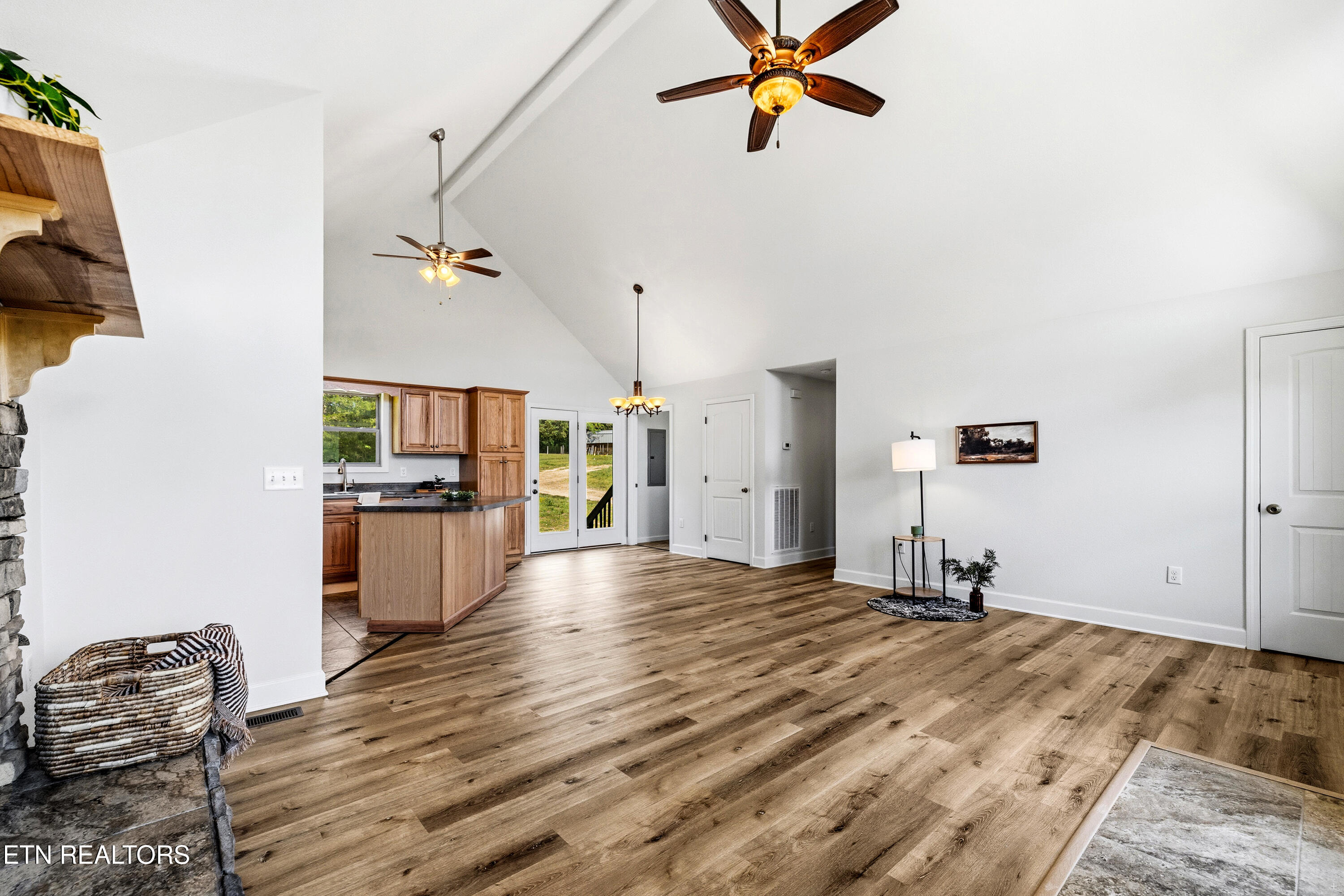 1462 Sandy Ridge Road Dandridge TN 37725