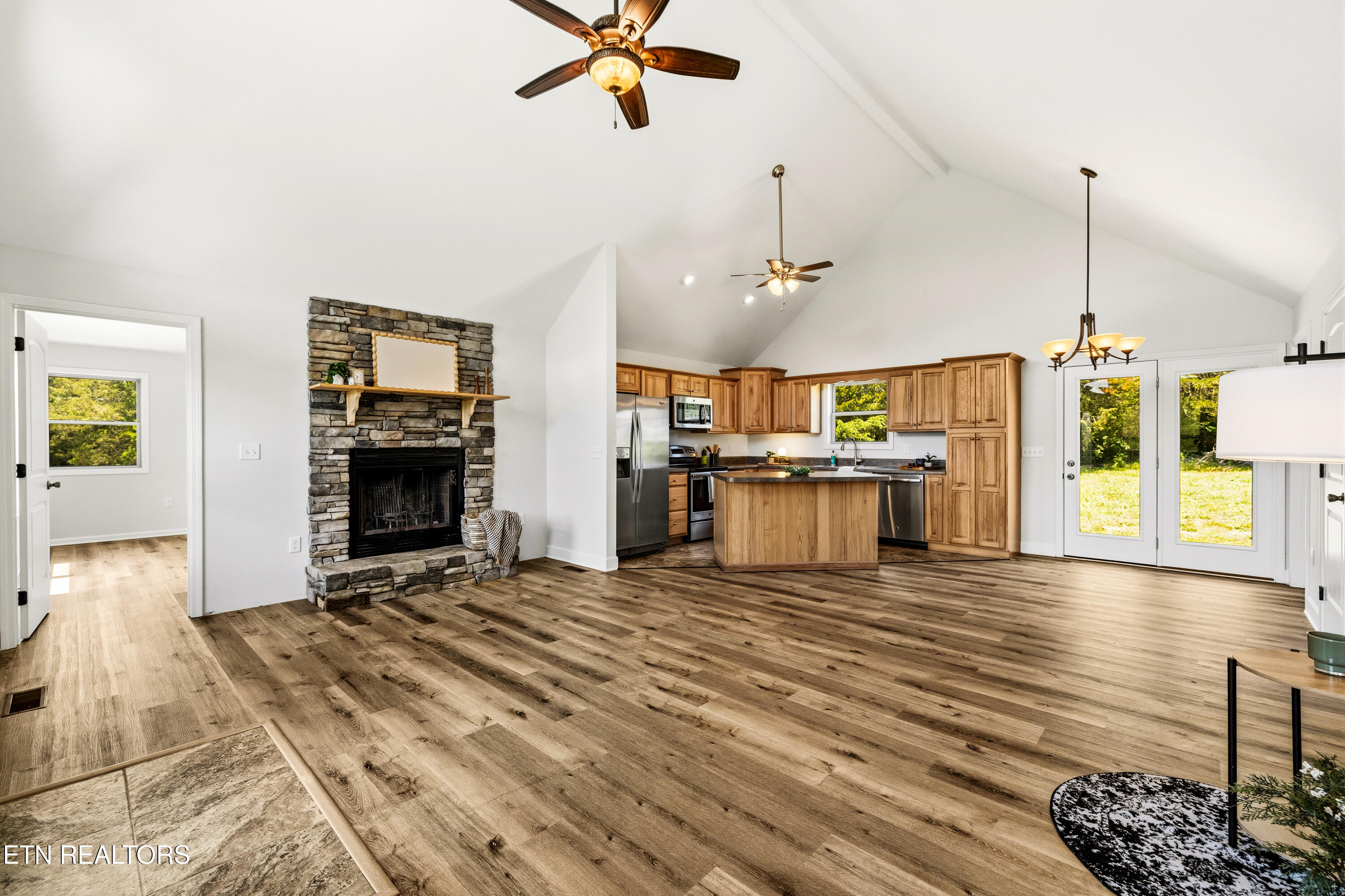 1462 Sandy Ridge Road Dandridge TN 37725
