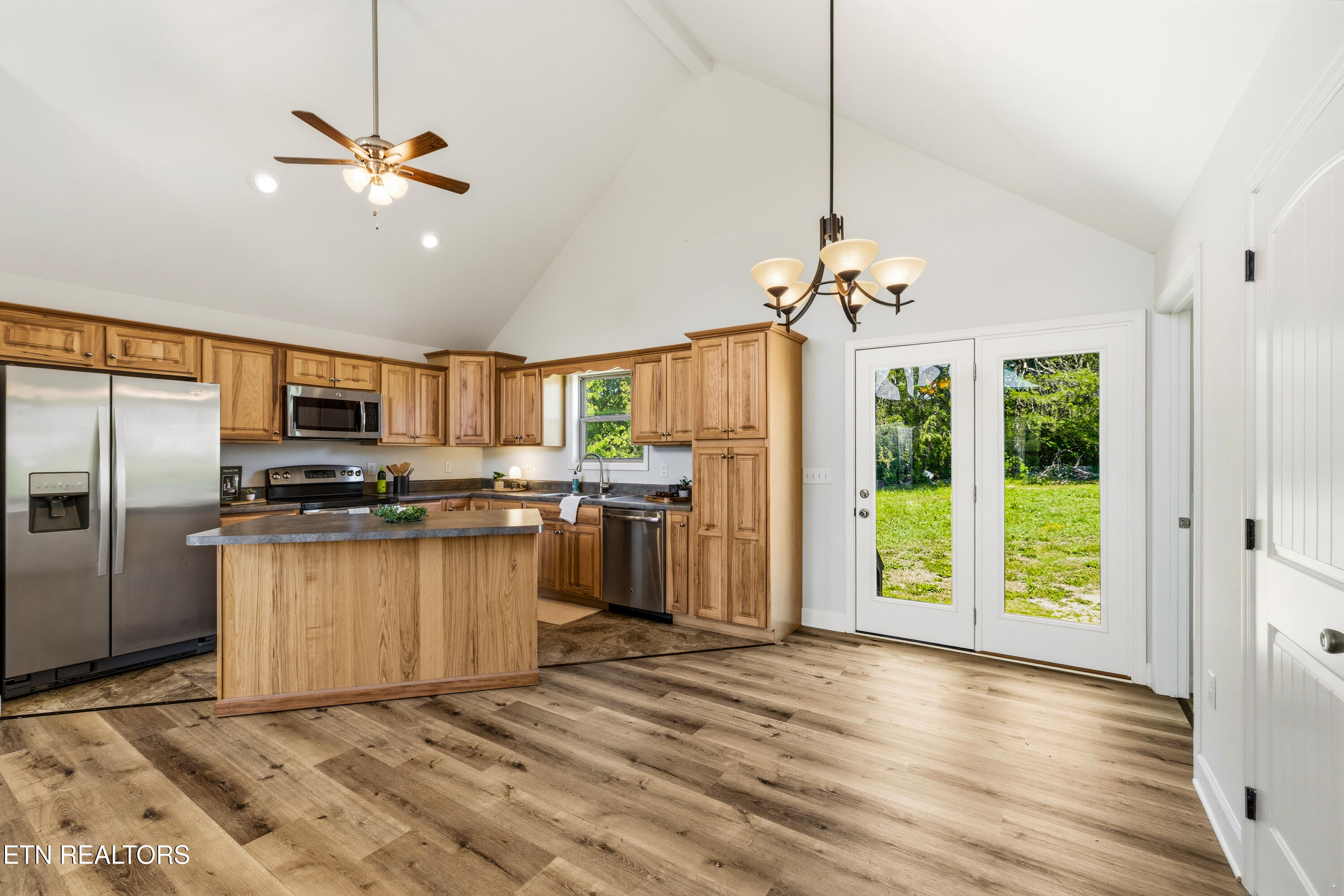 1462 Sandy Ridge Road Dandridge TN 37725