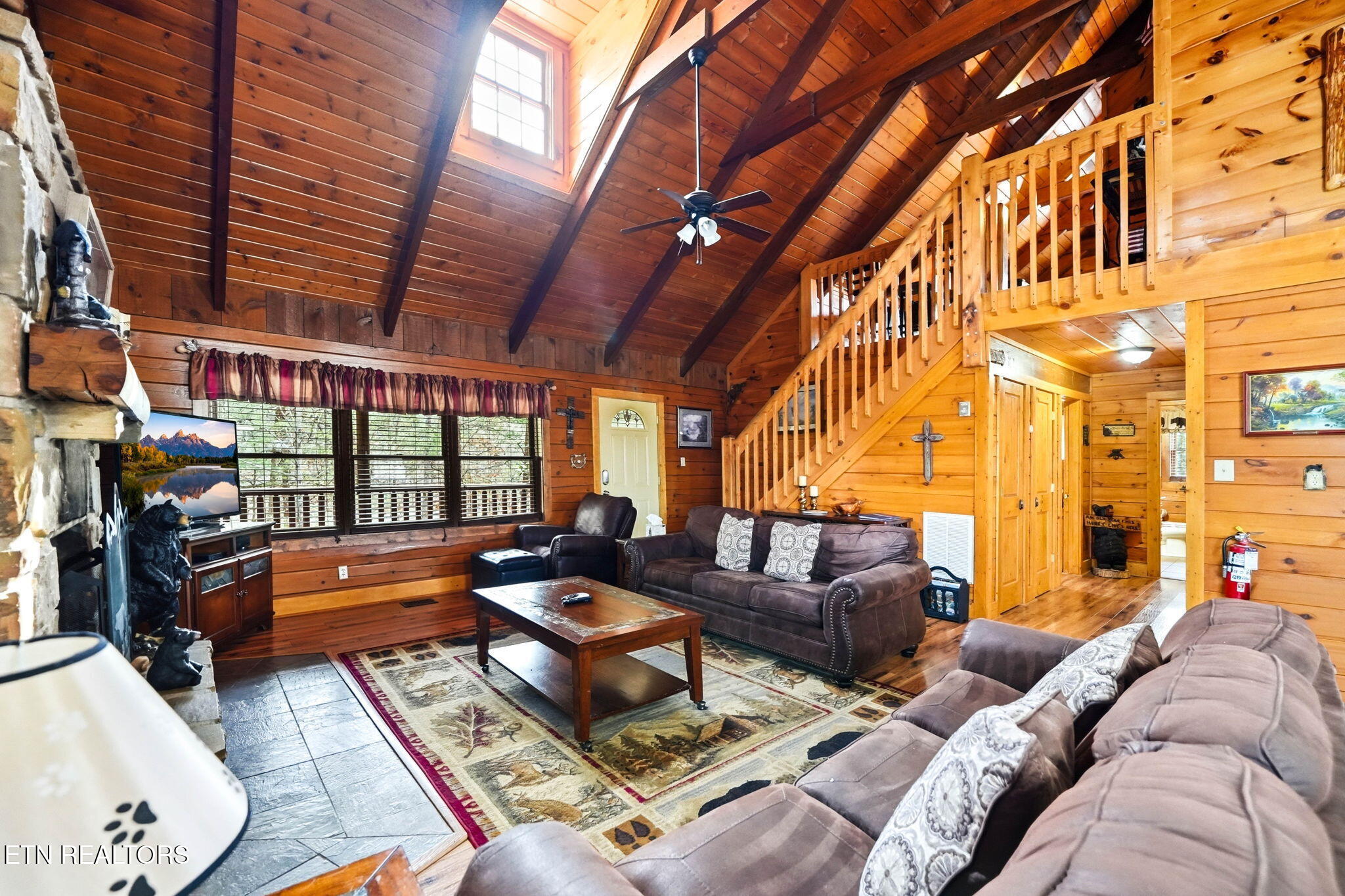 3529 Peggy Lane Pigeon Forge TN 37863