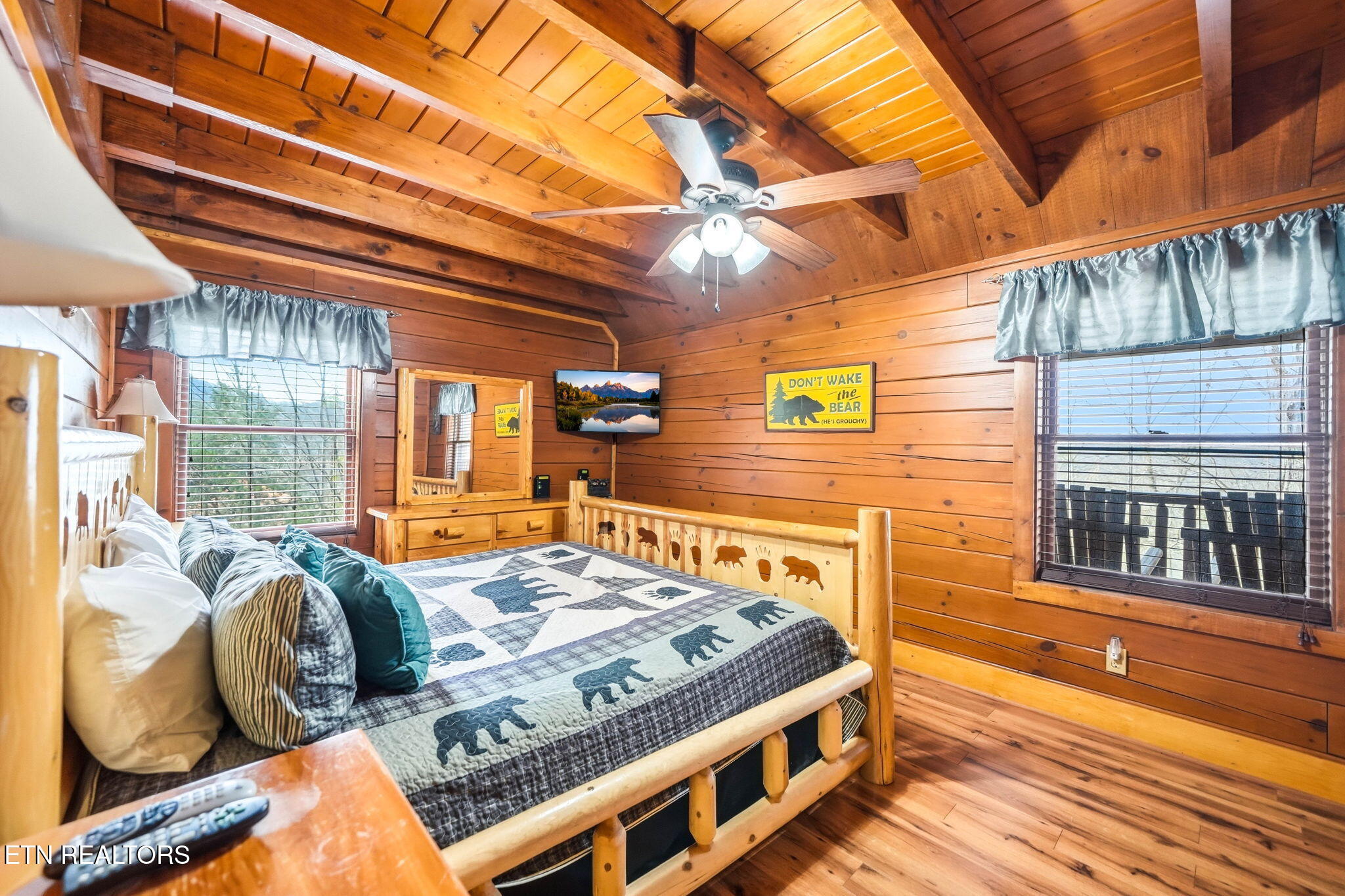 3529 Peggy Lane Pigeon Forge TN 37863