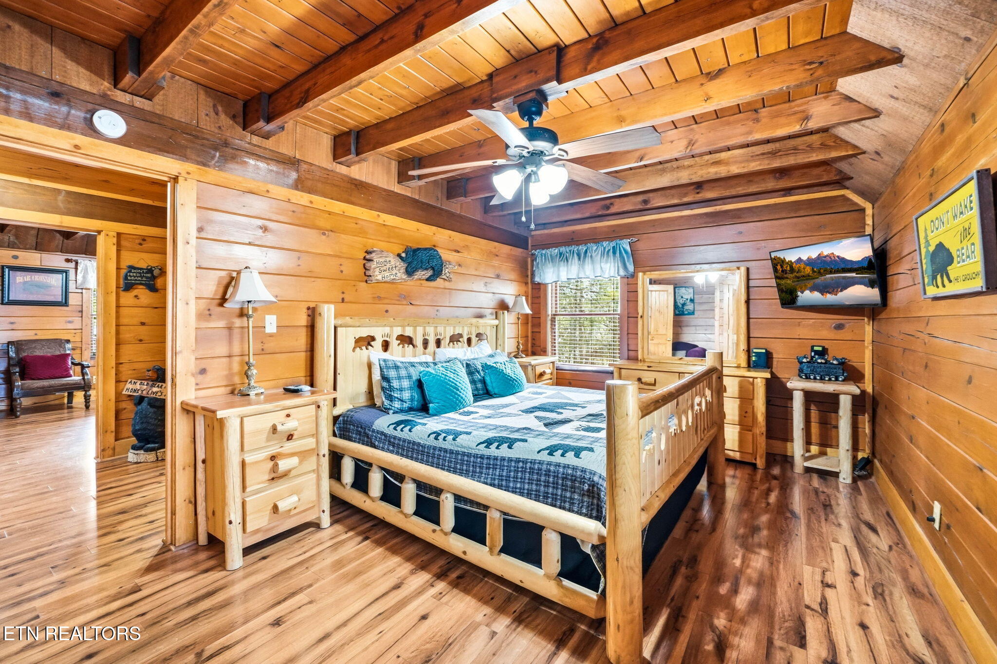 3529 Peggy Lane Pigeon Forge TN 37863