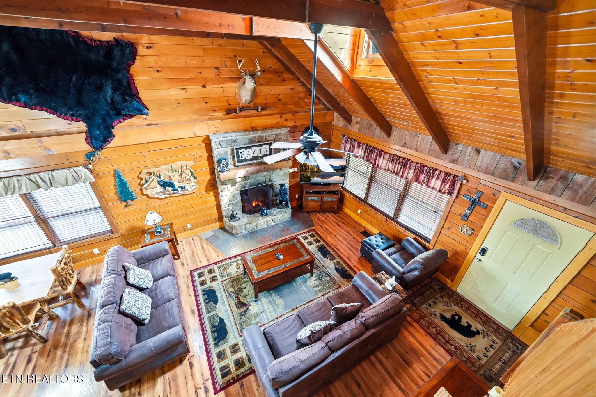 3529 Peggy Lane Pigeon Forge TN 37863