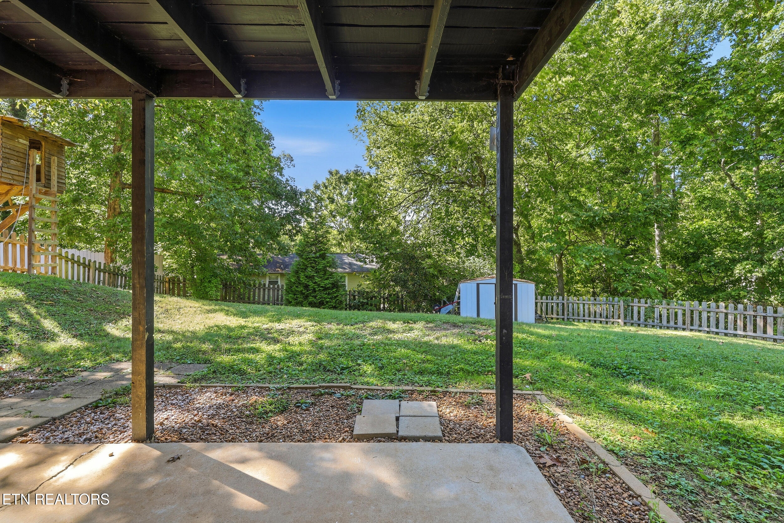 1403 Northshire Lane Knoxville TN 37922