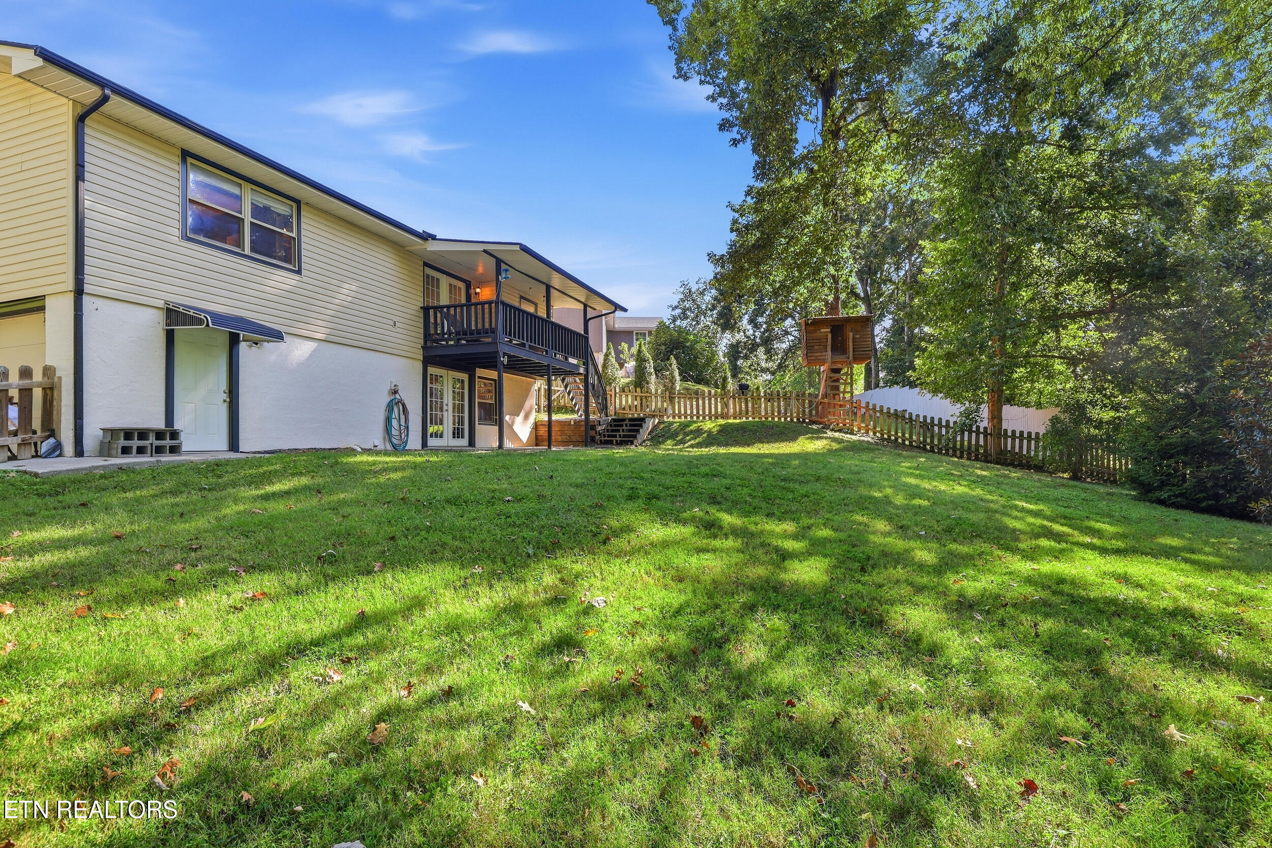 1403 Northshire Lane Knoxville TN 37922