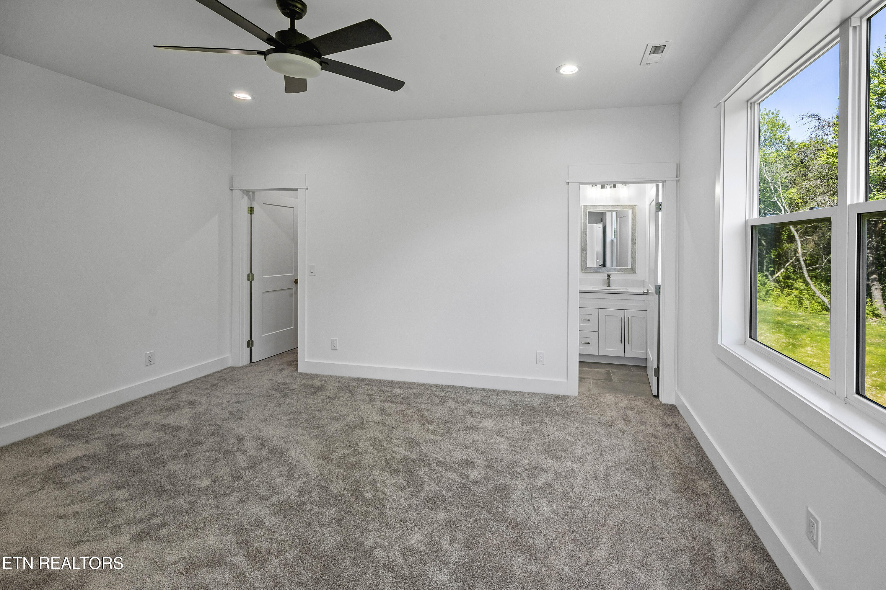 6809 NW Cavalier Drive Knoxville TN 37921