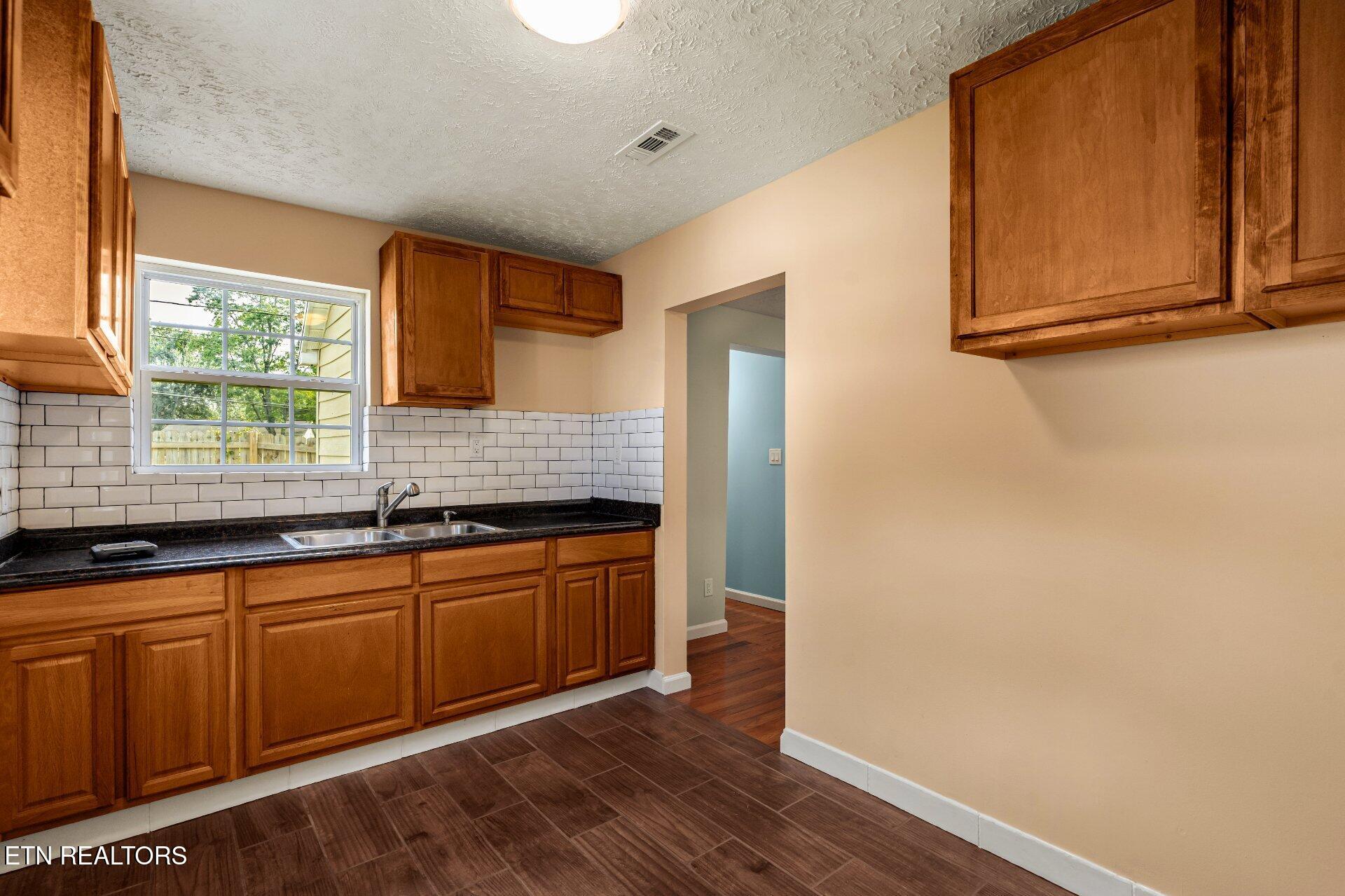 406 SW Mayfield Avenue Knoxville TN 37920