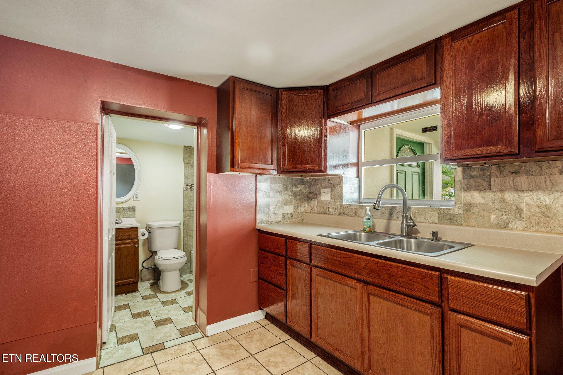 406 SW Mayfield Avenue Knoxville TN 37920