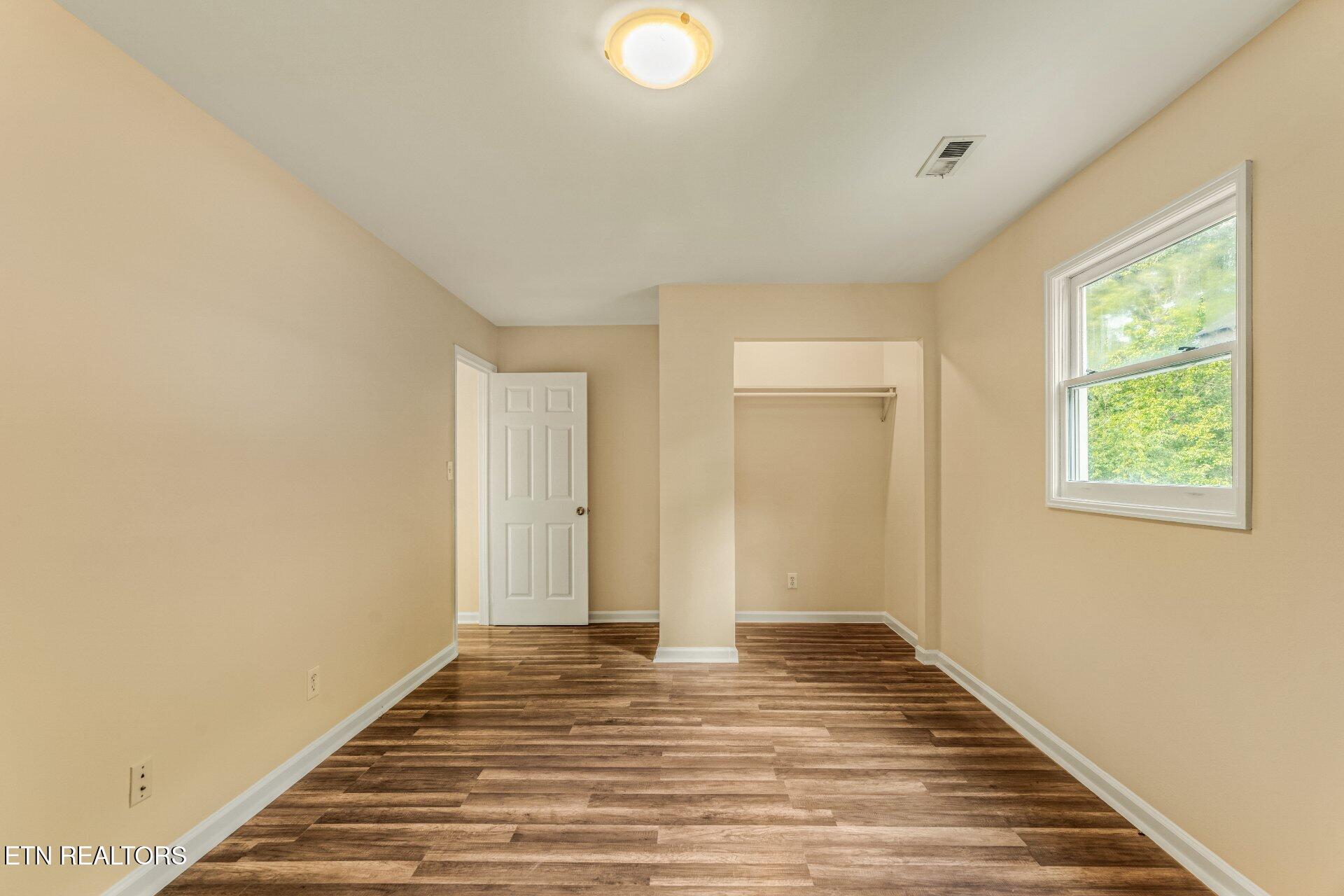 406 SW Mayfield Avenue Knoxville TN 37920