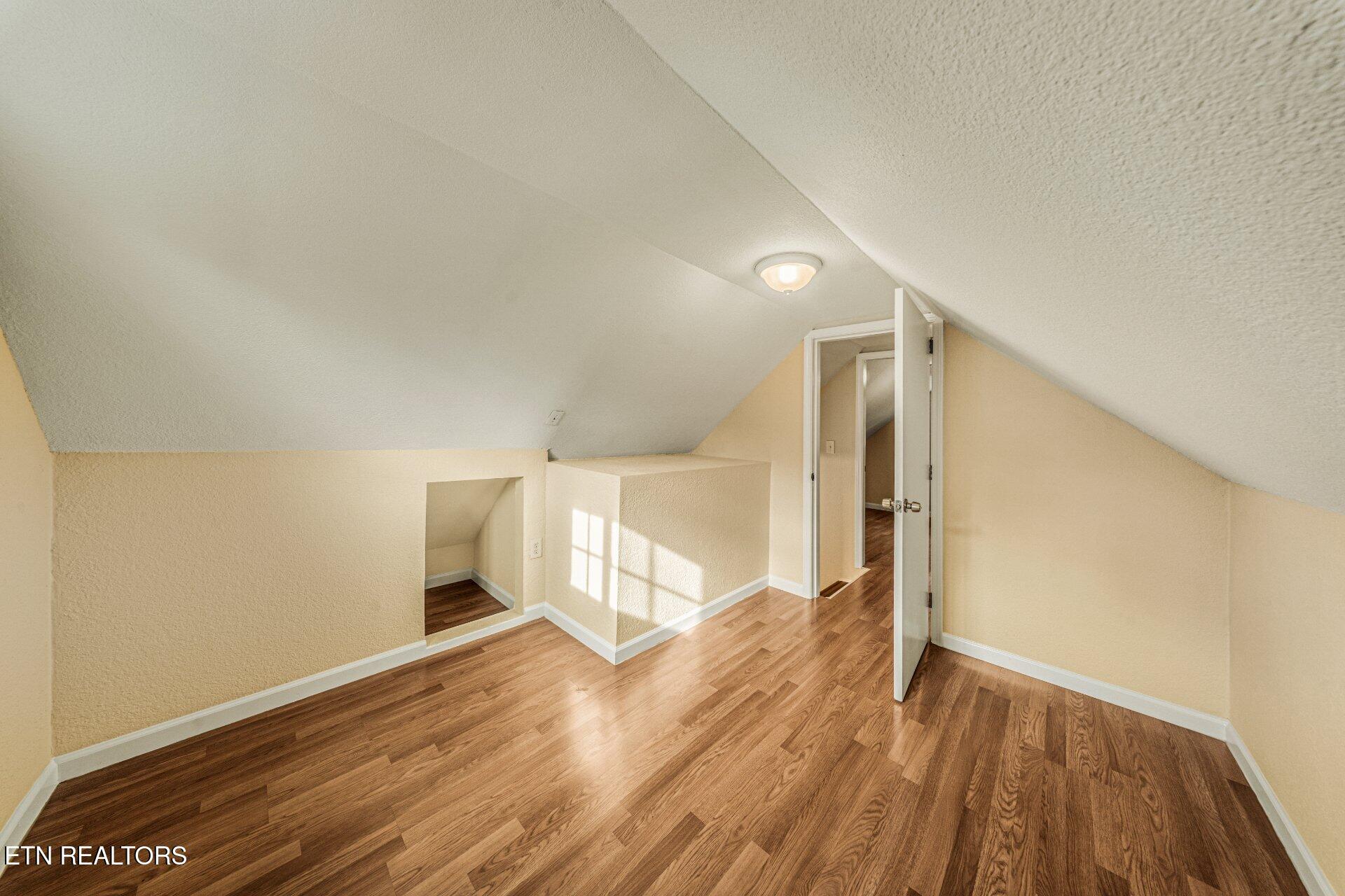 406 SW Mayfield Avenue Knoxville TN 37920