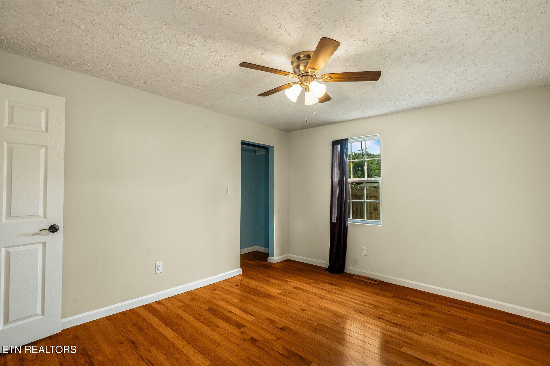 406 SW Mayfield Avenue Knoxville TN 37920