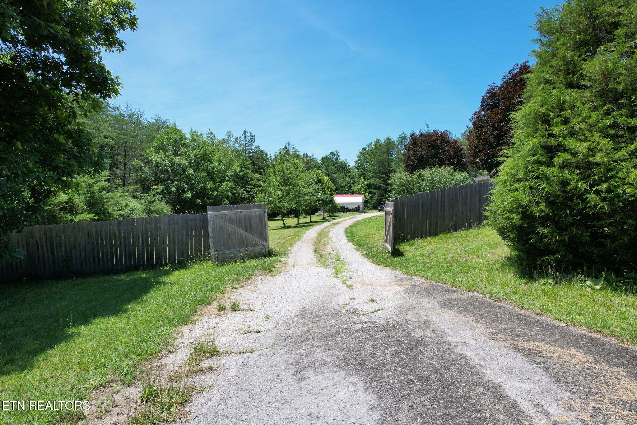 10780 Tennessee 68 Grandview TN 37337
