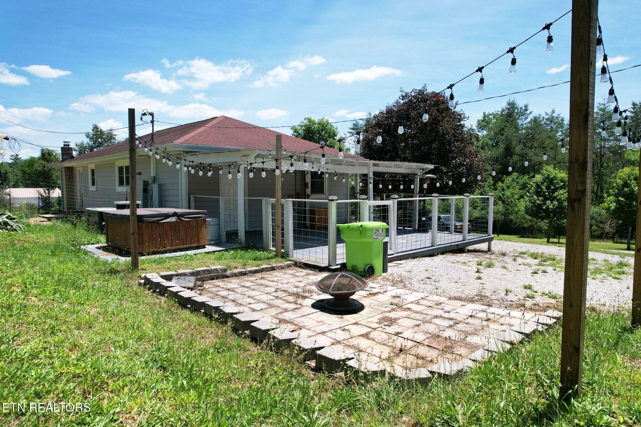 10780 Tennessee 68 Grandview TN 37337