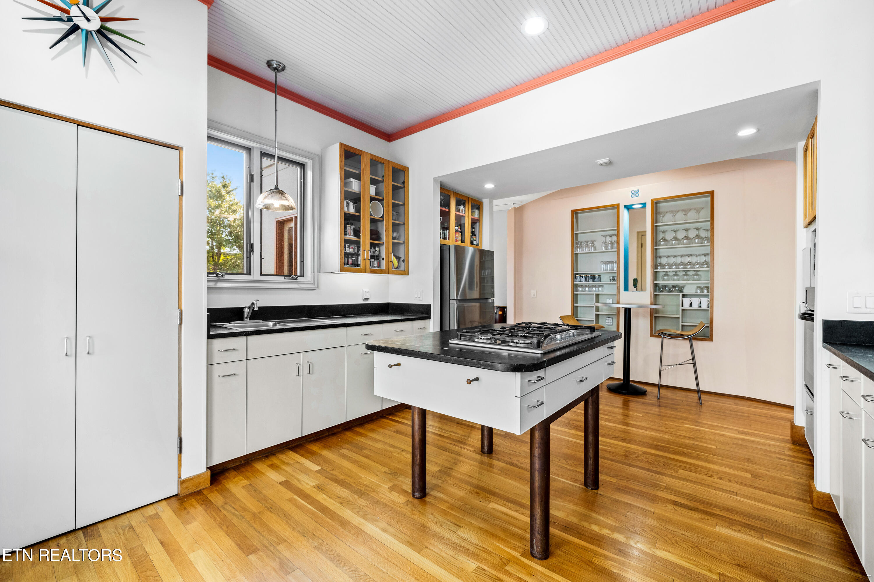 1403 Laurel Avenue Knoxville TN 37916