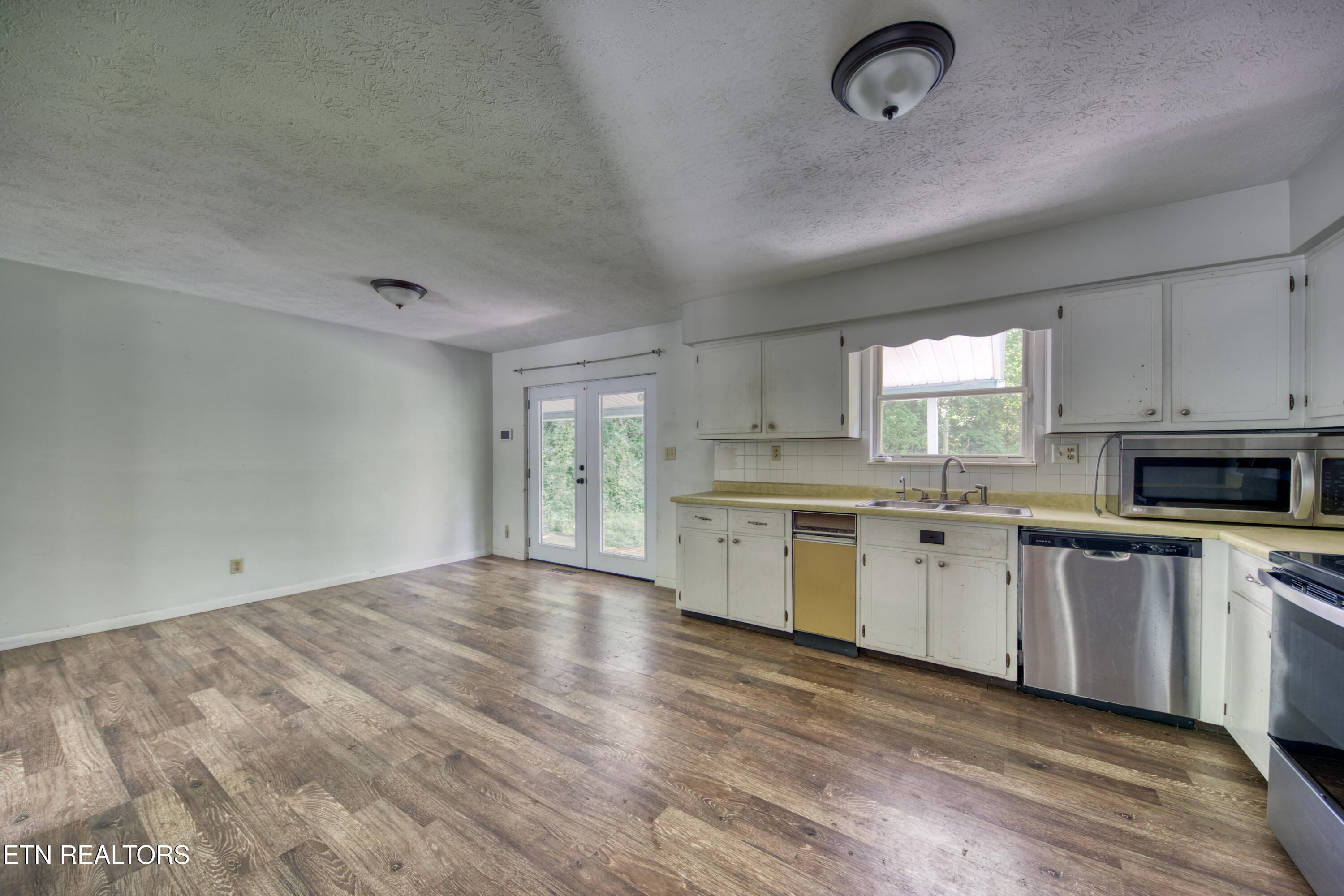 220 Industrial Park Lane Rocky Top TN 37769
