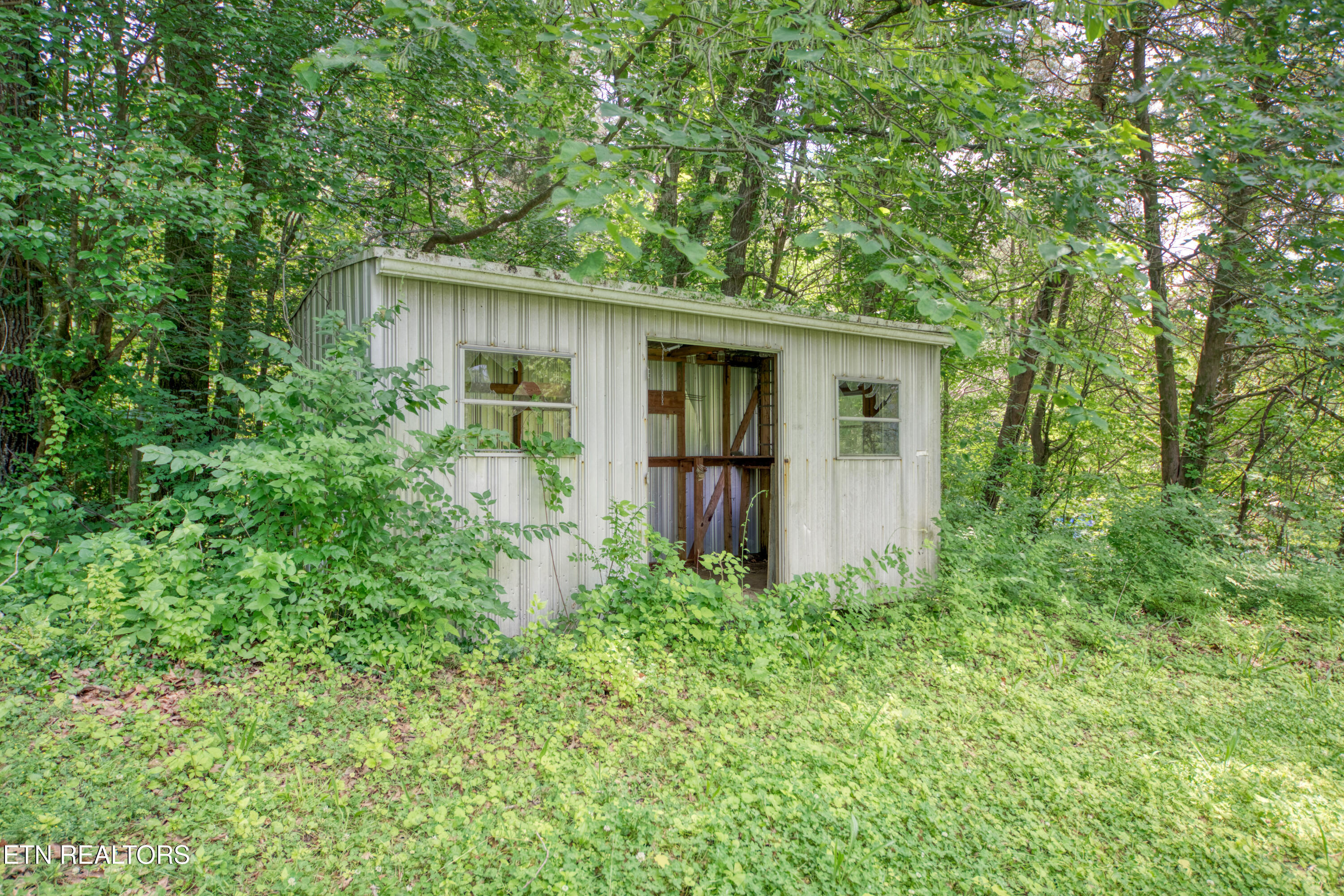 220 Industrial Park Lane Rocky Top TN 37769