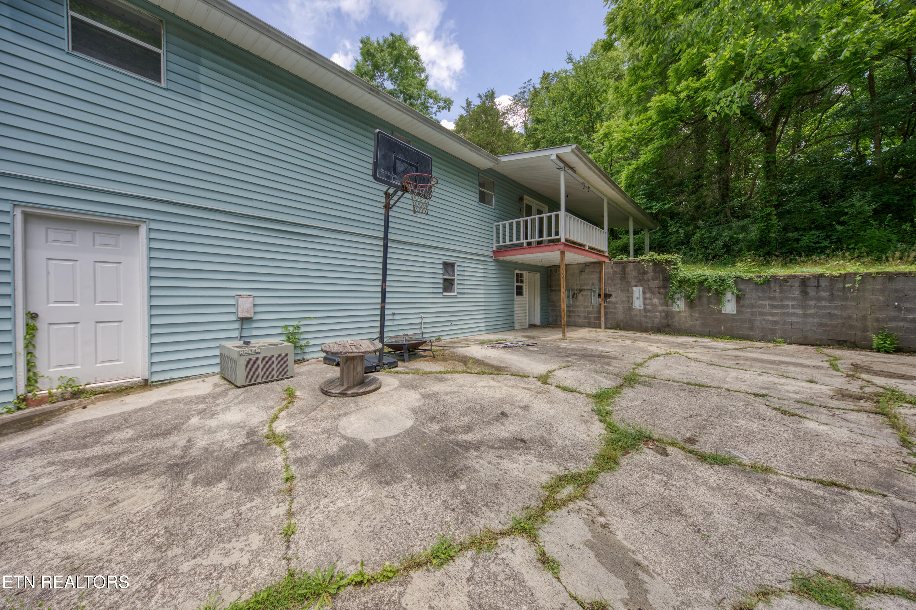 220 Industrial Park Lane Rocky Top TN 37769