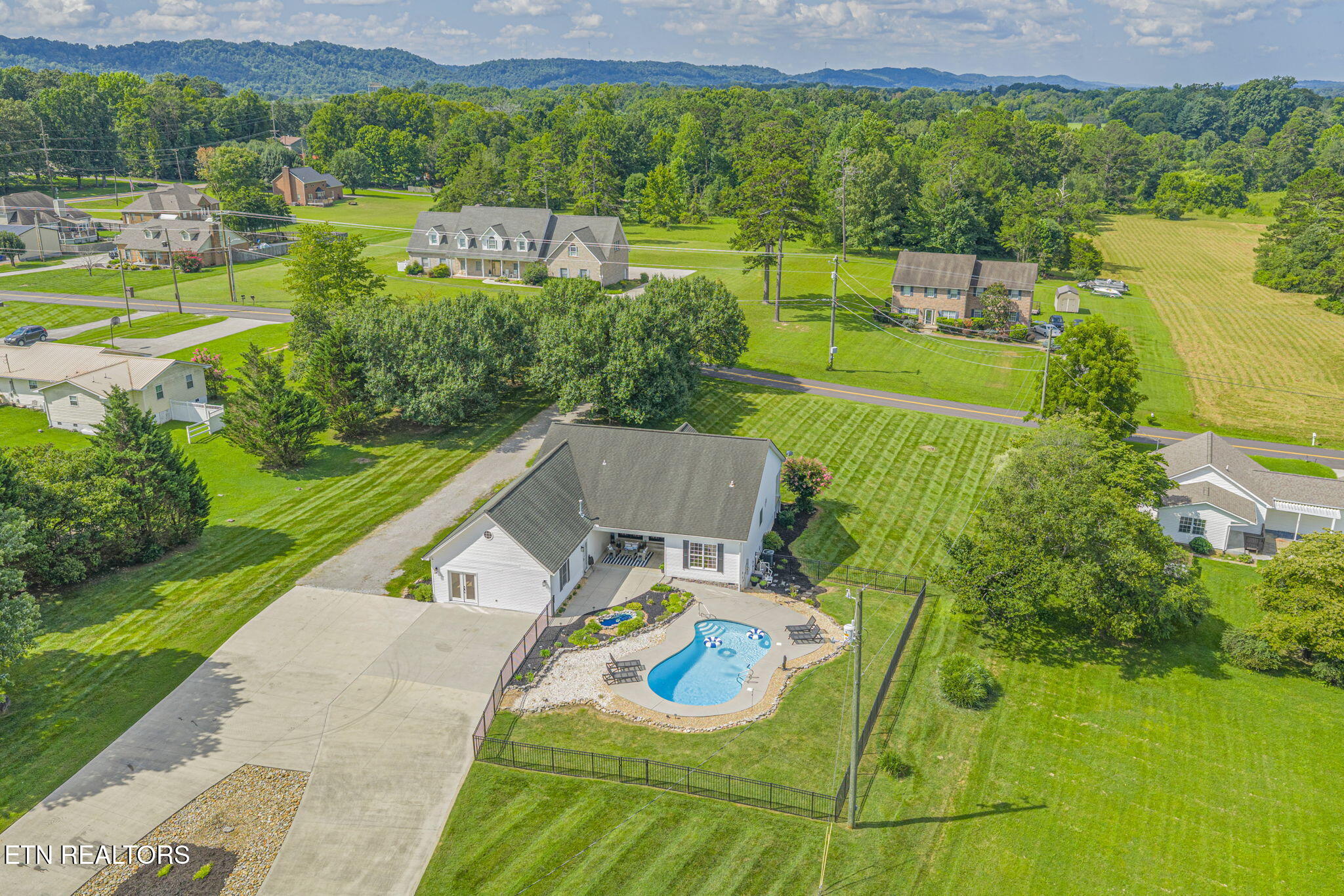 6623 Brackett Road Knoxville TN 37938