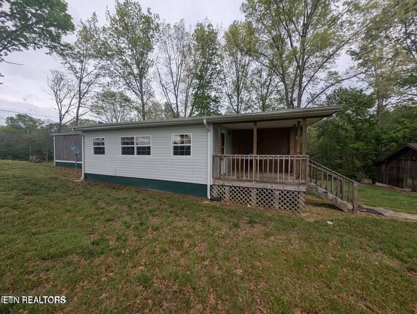 2546 Peavine Road Crossville TN 38571