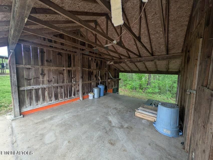 2546 Peavine Road Crossville TN 38571
