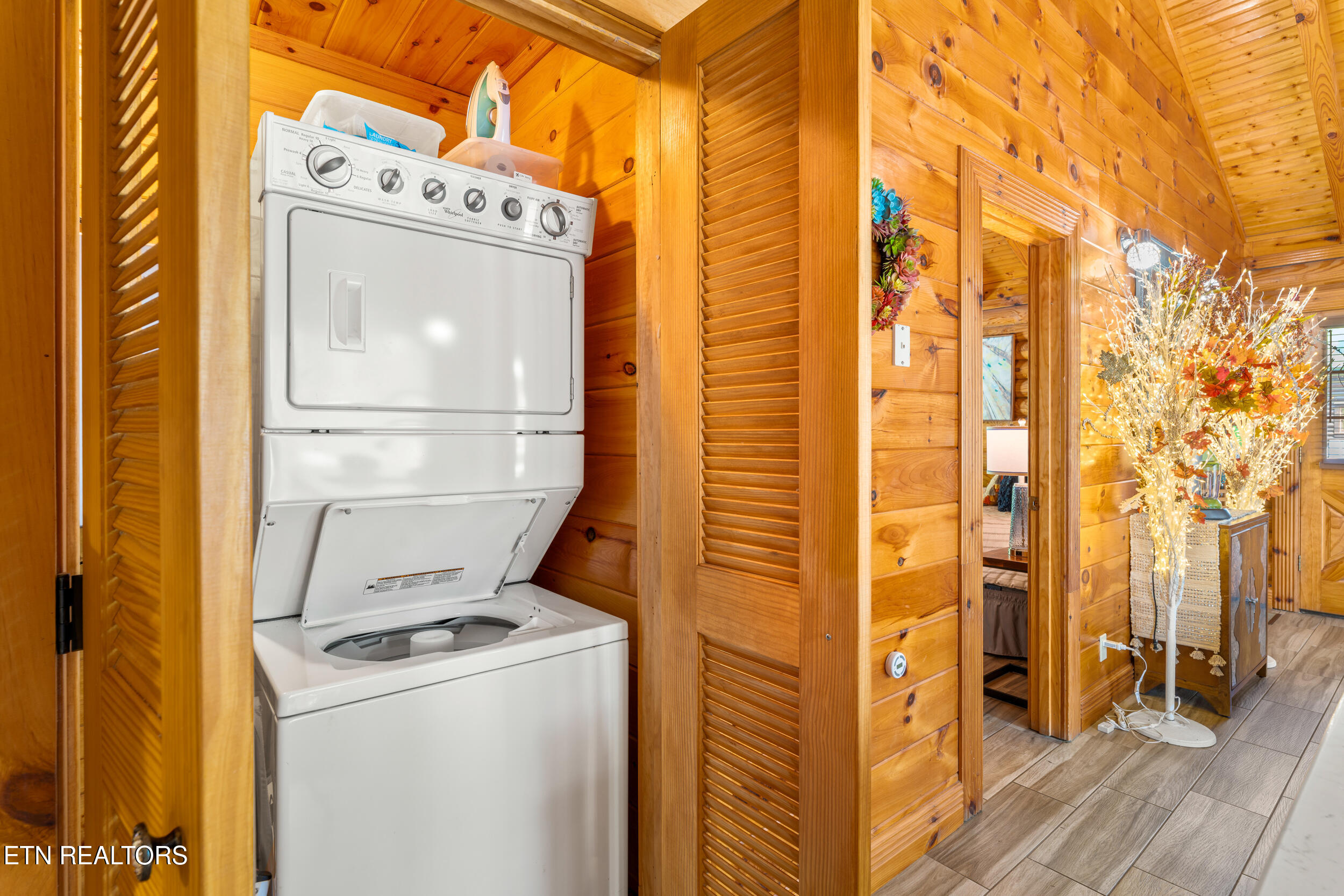 2323 River Port Way Pigeon Forge TN 37863