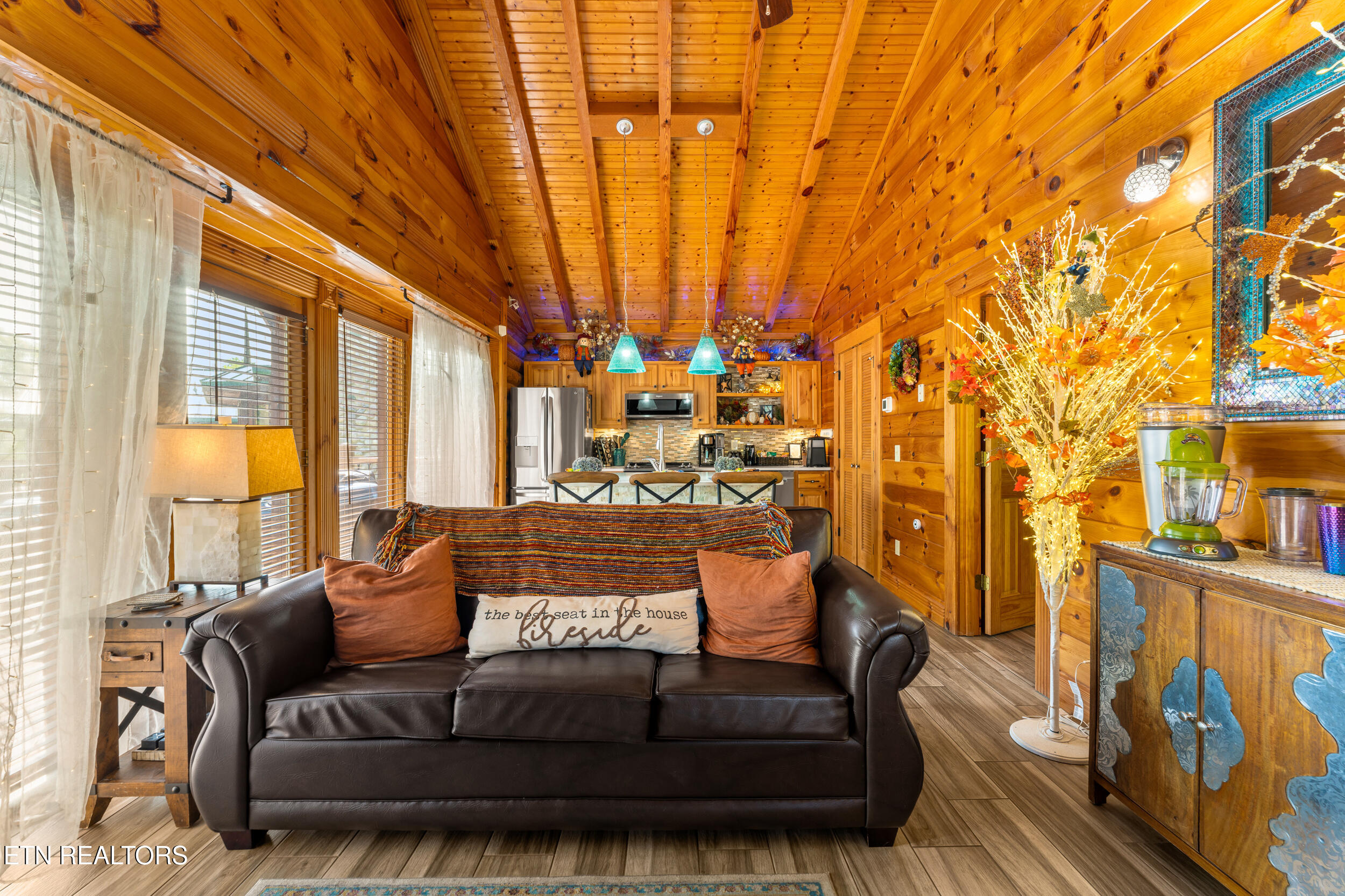 2323 River Port Way Pigeon Forge TN 37863