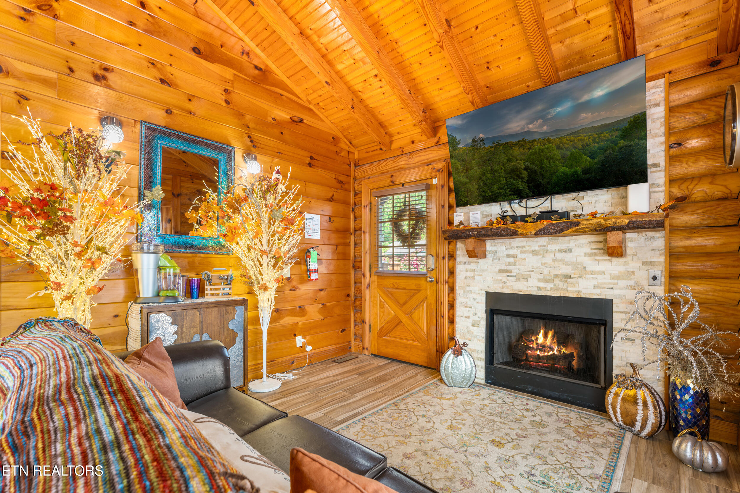 2323 River Port Way Pigeon Forge TN 37863