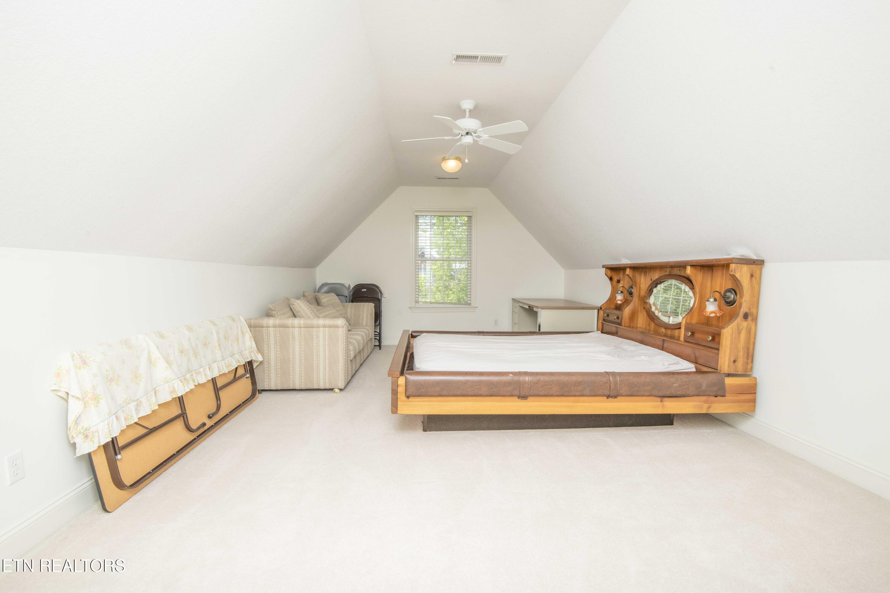 118 Masthead Drive Clinton TN 37716