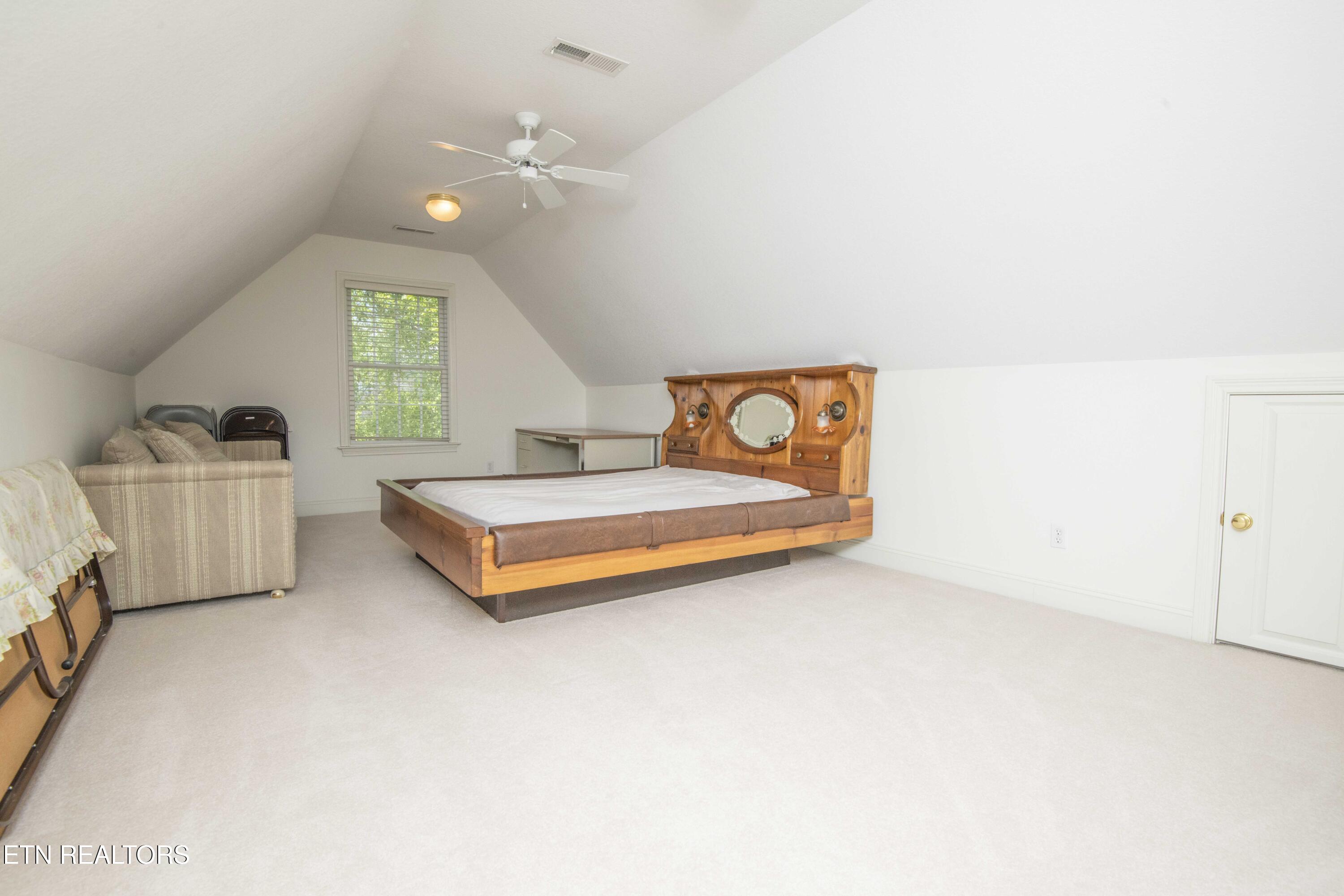 118 Masthead Drive Clinton TN 37716