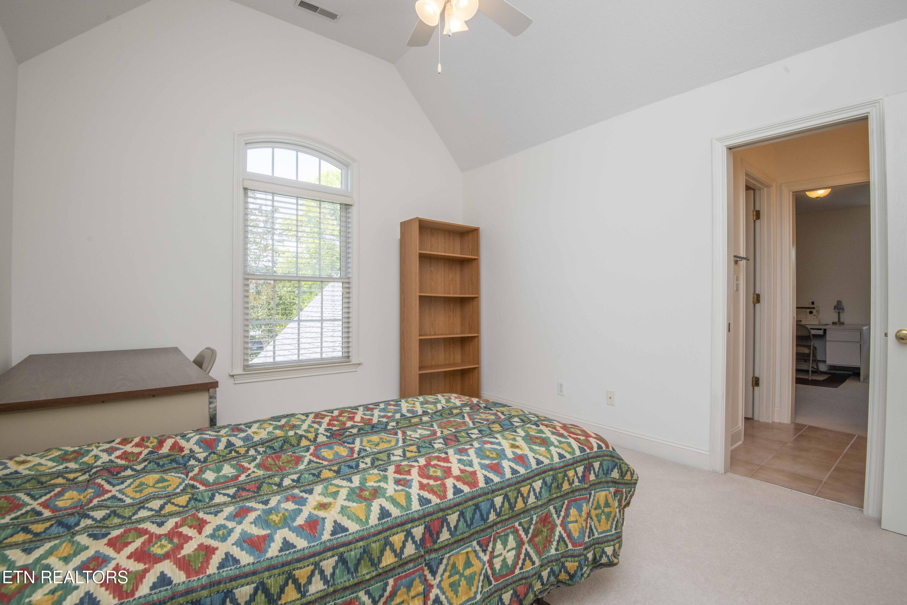 118 Masthead Drive Clinton TN 37716