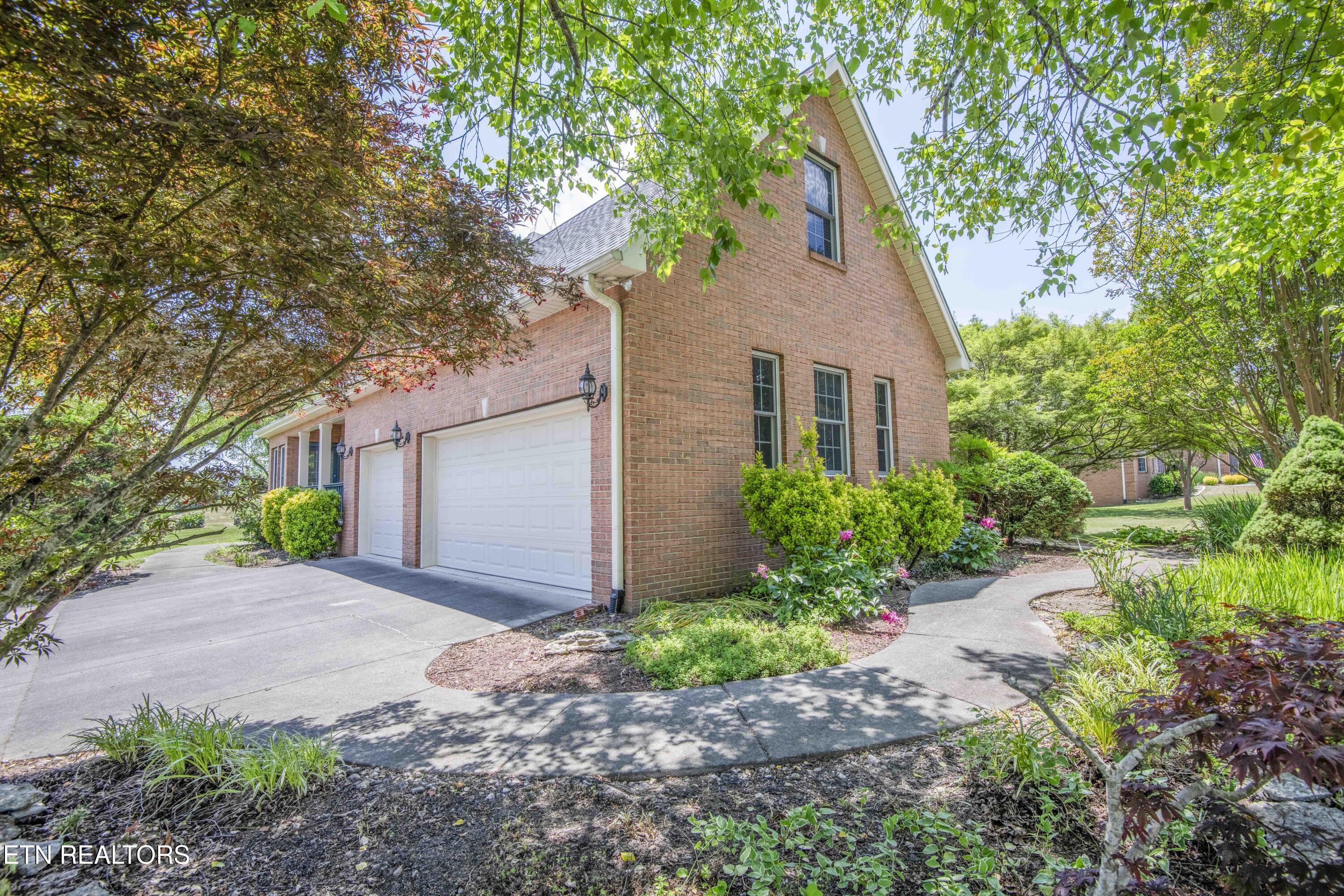 118 Masthead Drive Clinton TN 37716