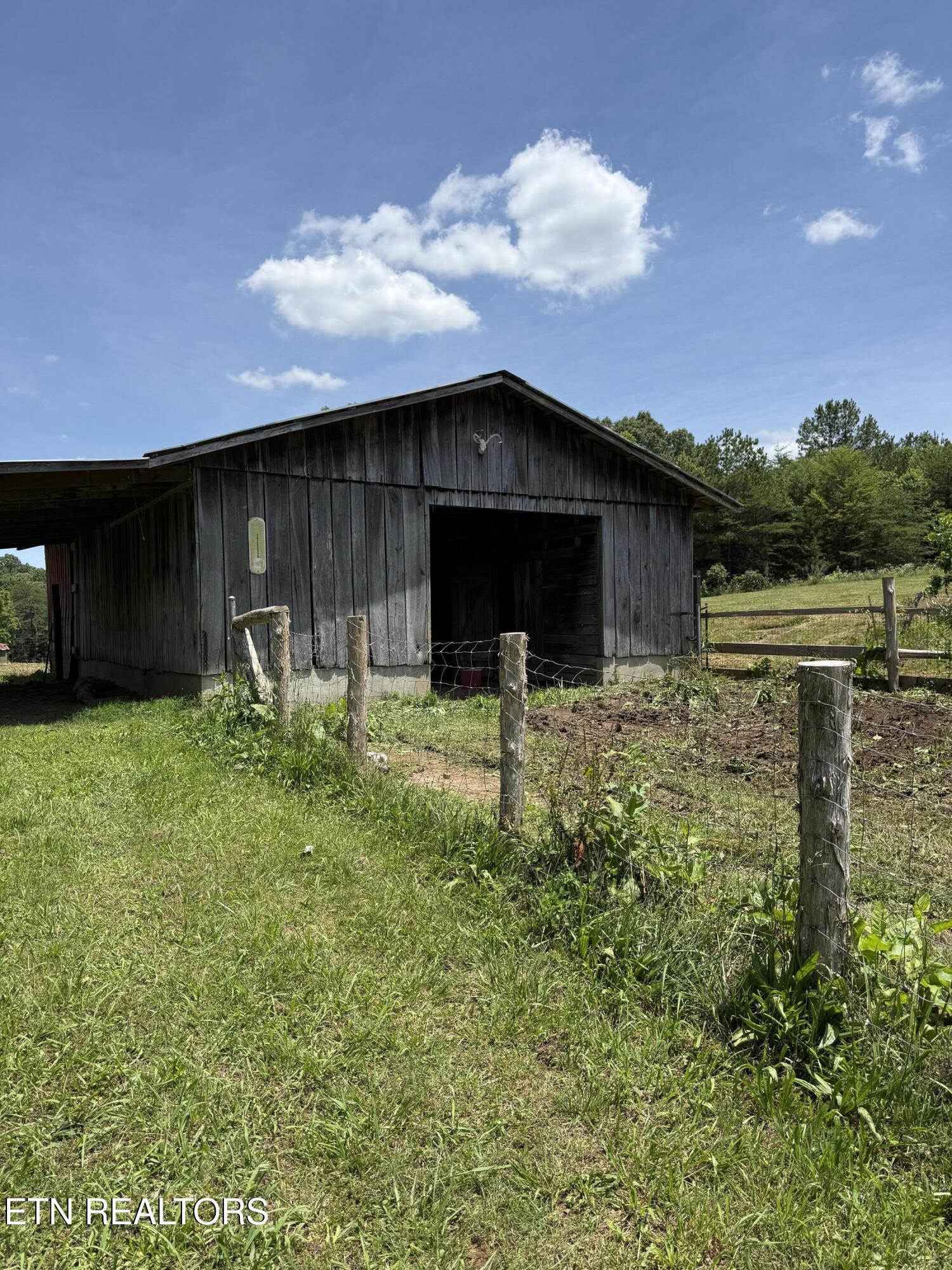 422 & 426 County Road 728 (58.5 Acres) Riceville TN 37370