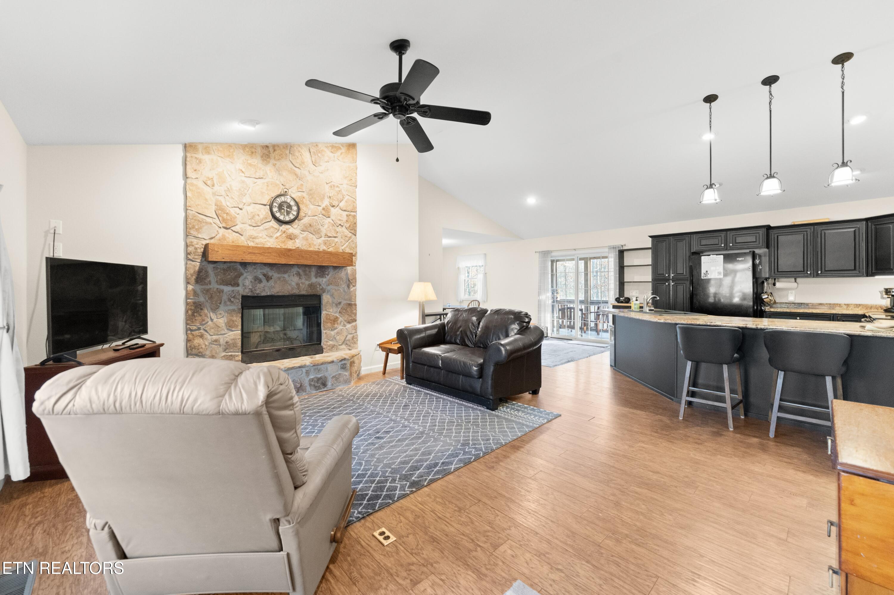 102 Torrey Pines Lane Crossville TN 38558