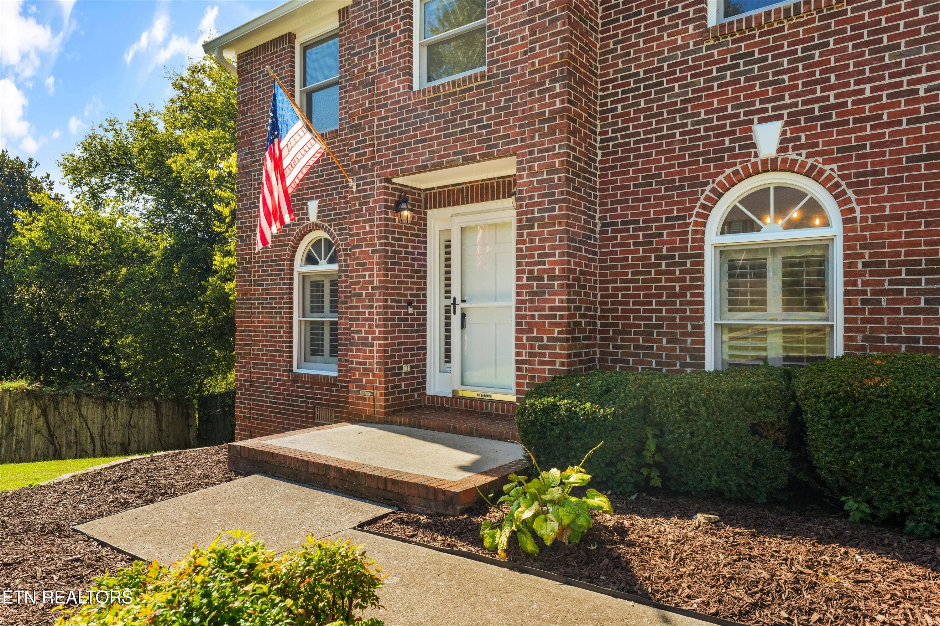 1423 Bayhill Ridge Lane Knoxville TN 37922