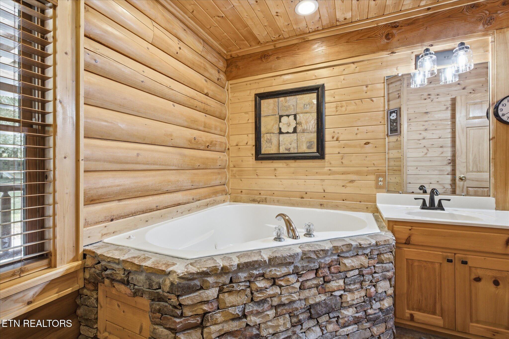 3213 Big Cove Court Sevierville TN 37862