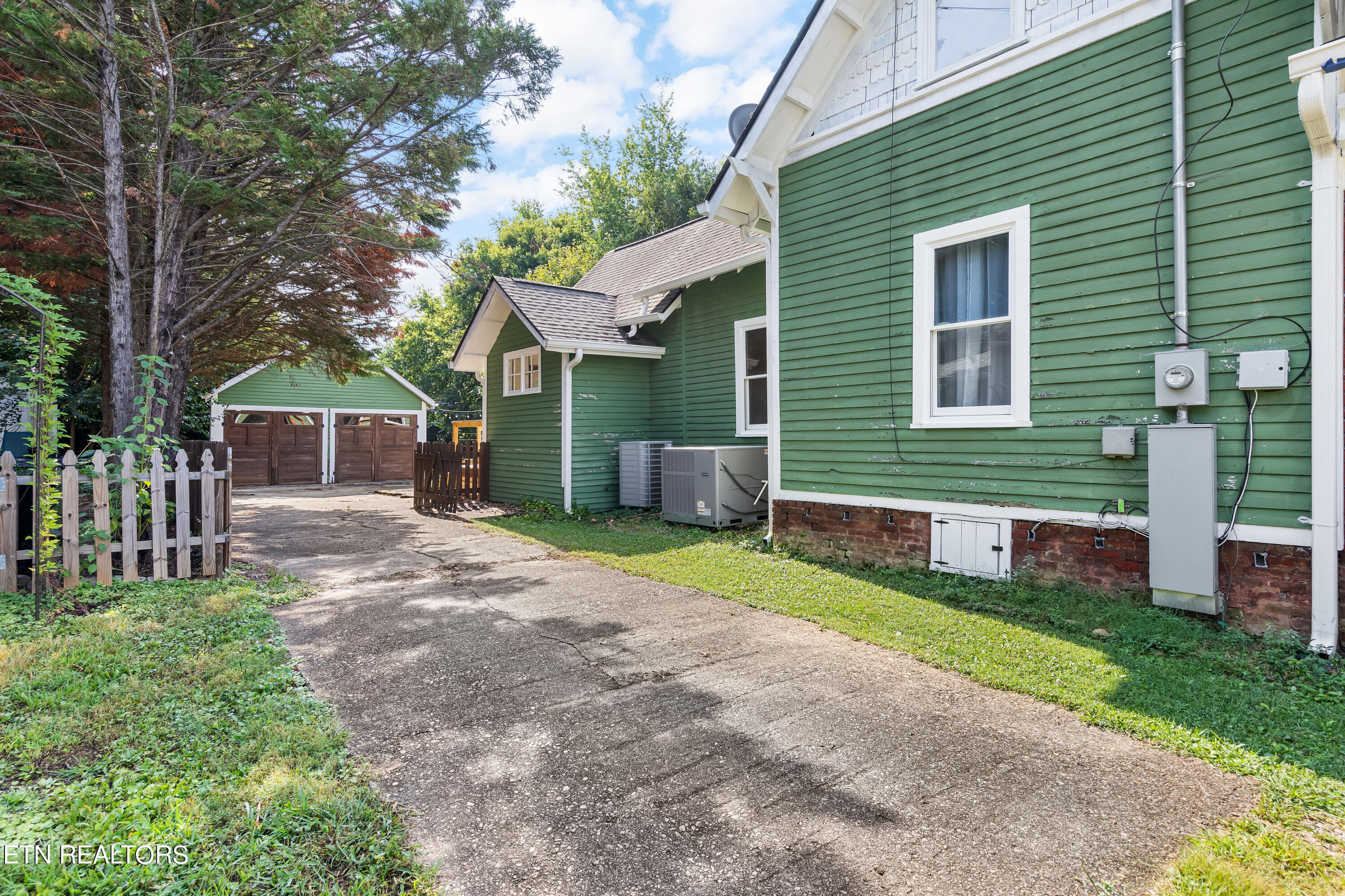 1230 Armstrong Avenue Knoxville TN 37917